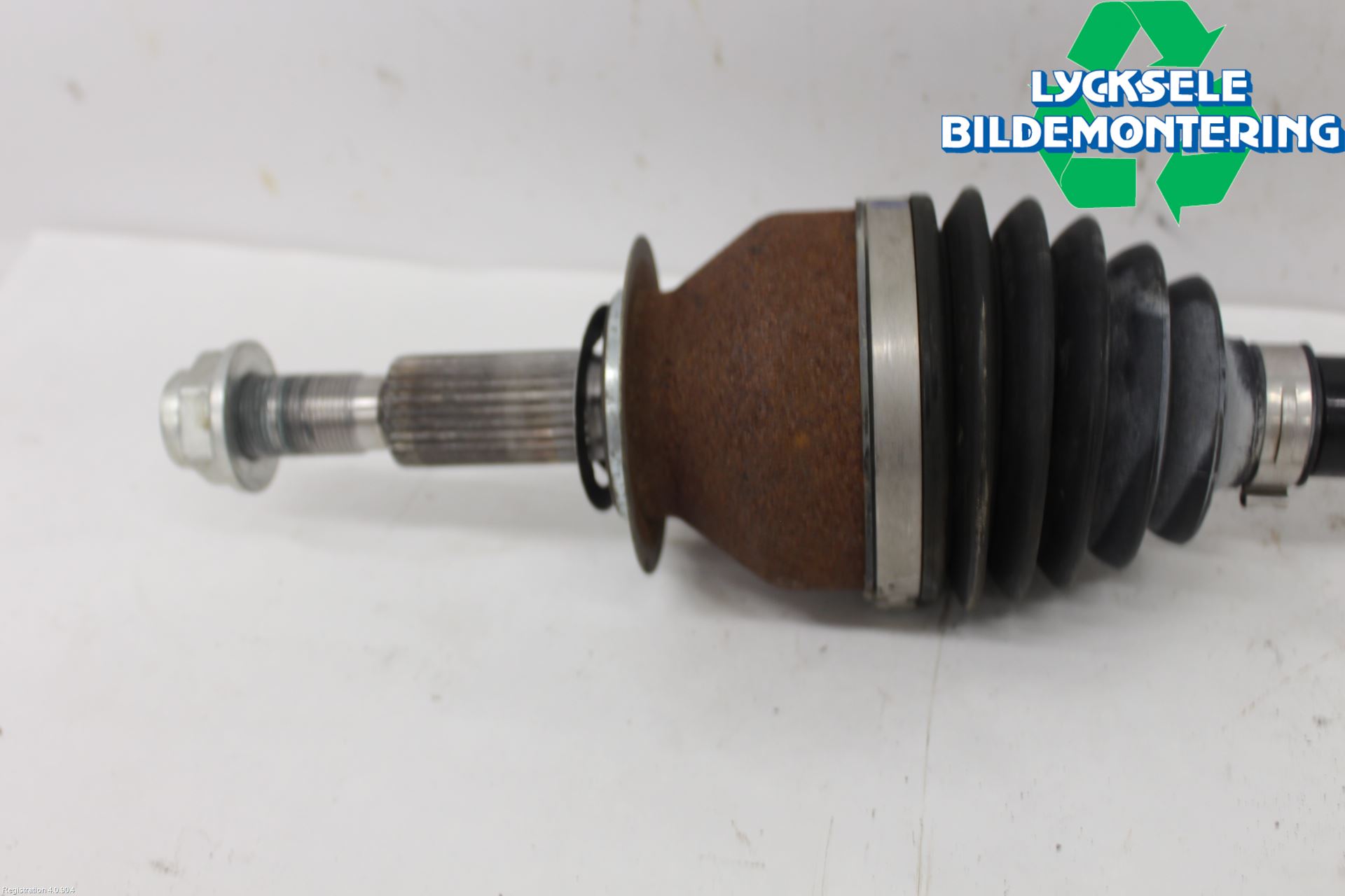 Ford MUSTANG Mach-E 21- Drivaxel Bak Höger