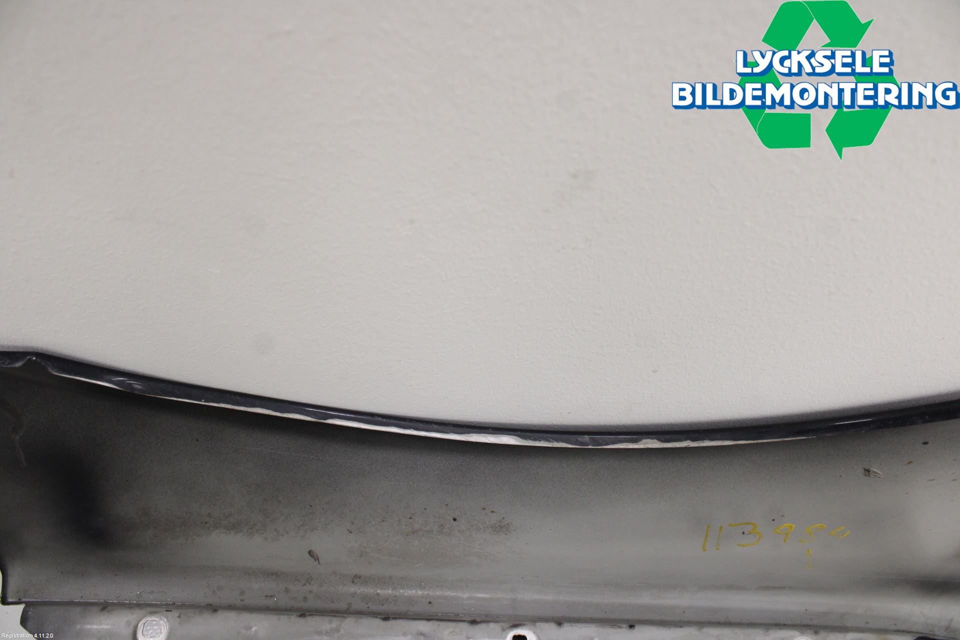 BMW 5 E60/61 Sed/Tou 02-10 Skärm Fram Vänster