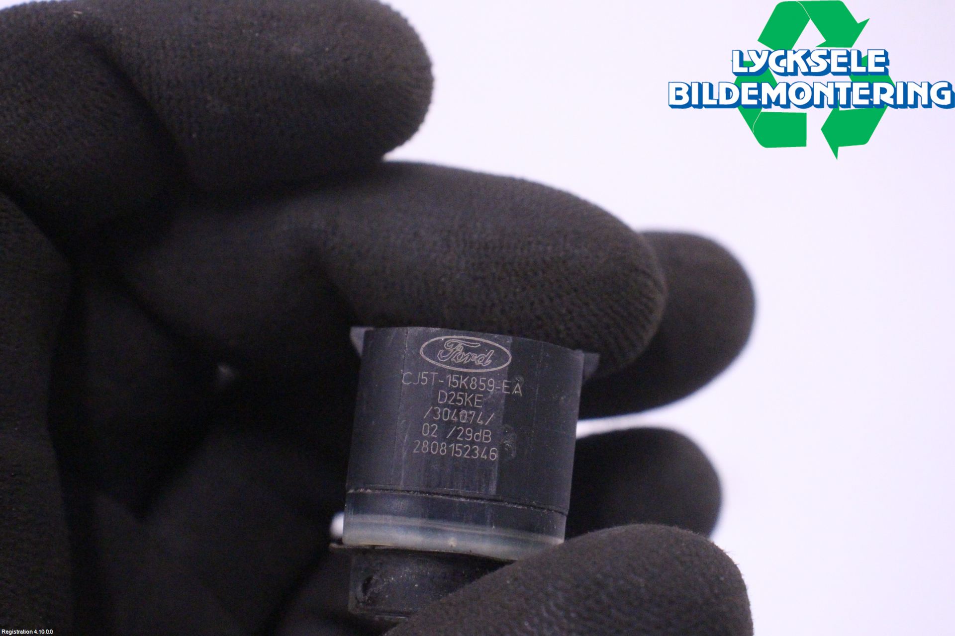 Ford KUGA 13-16 Parkeringshjälp Backsensor