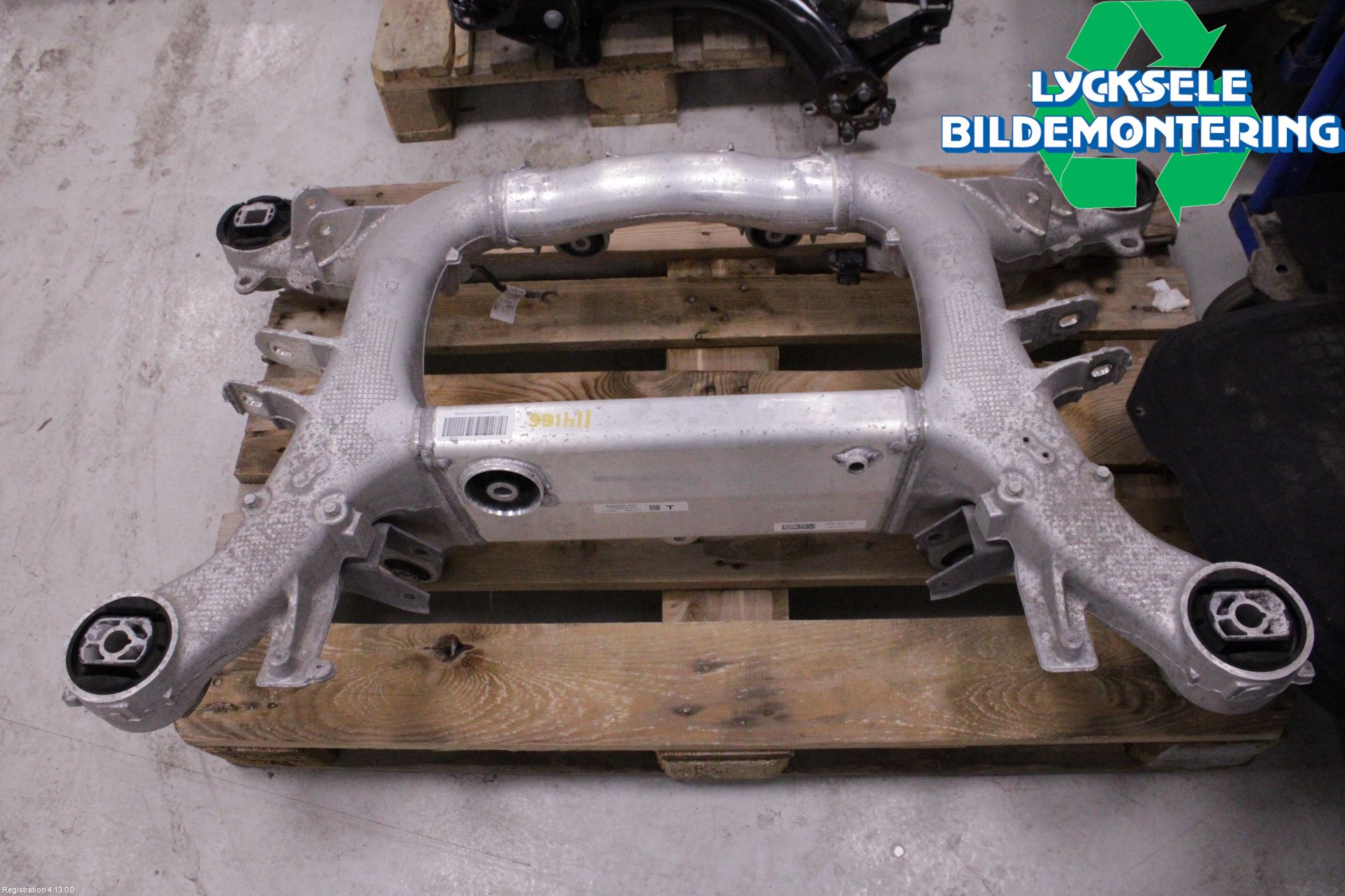 BMW 5 G30/G31/F90 17-23 Bakaxelbalk