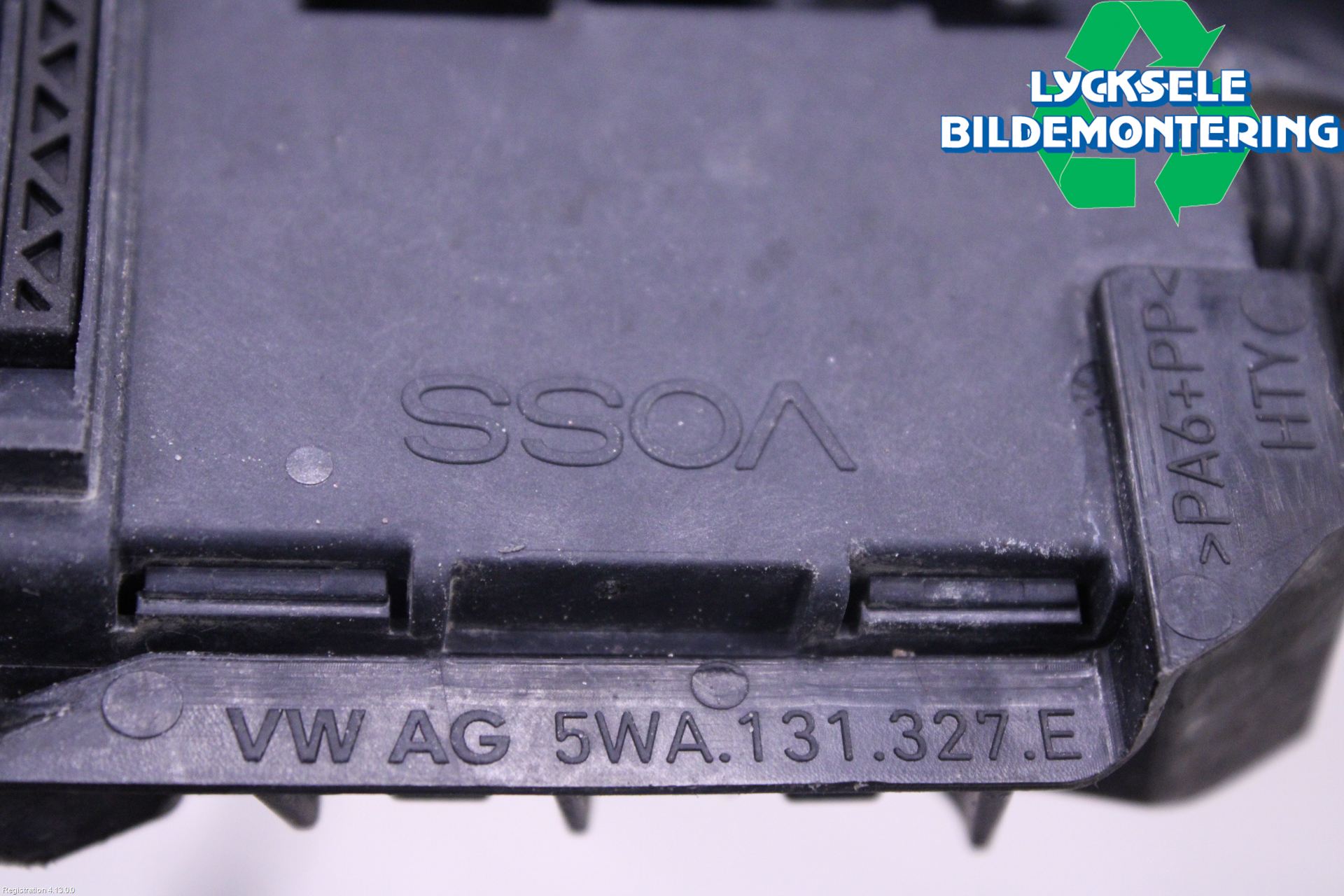 Volkswagen VW PASSAT 20-24 Adblue Tank