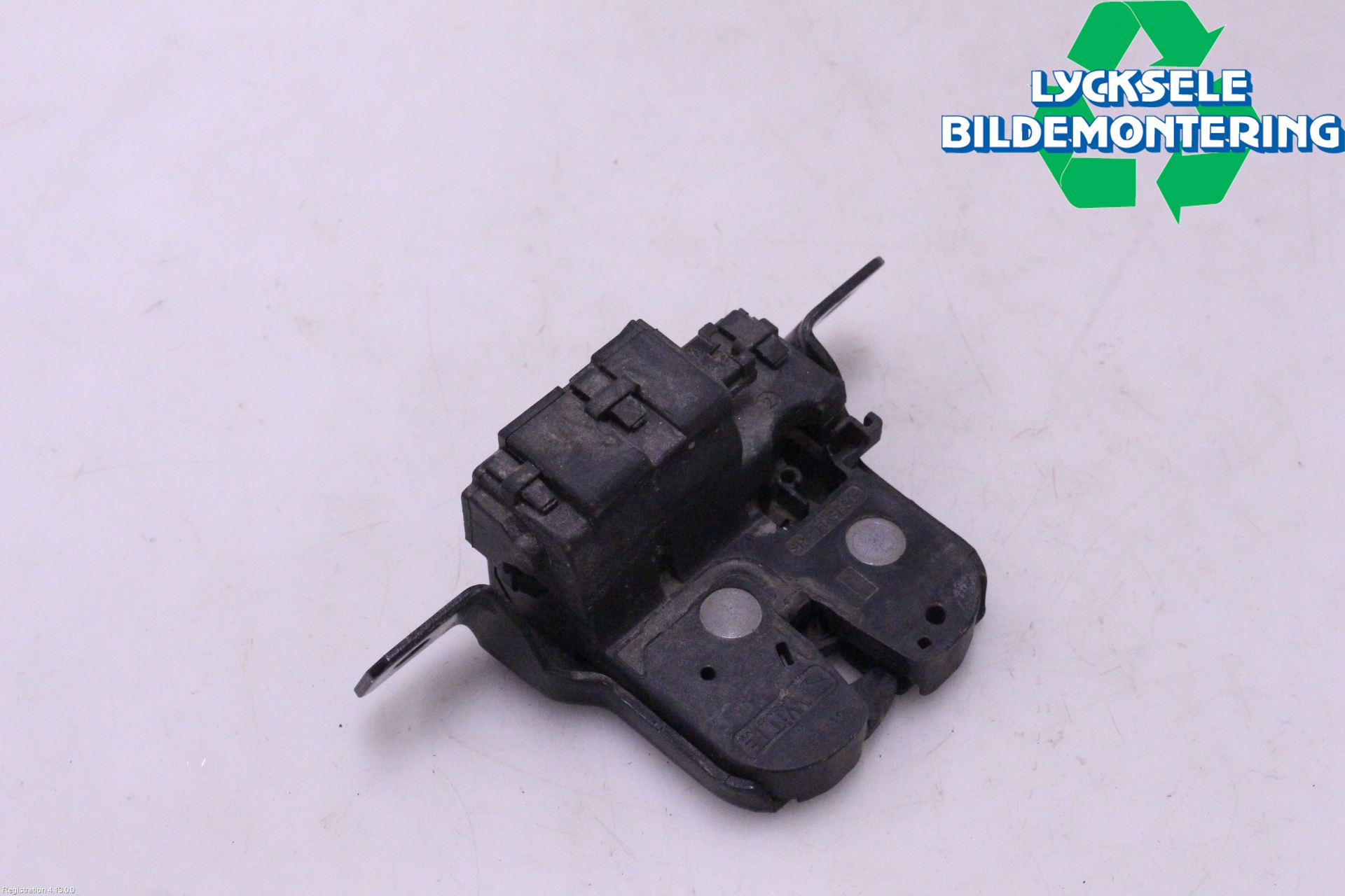 BMW 1 F20/F21 11-19 Låskista Baklucka