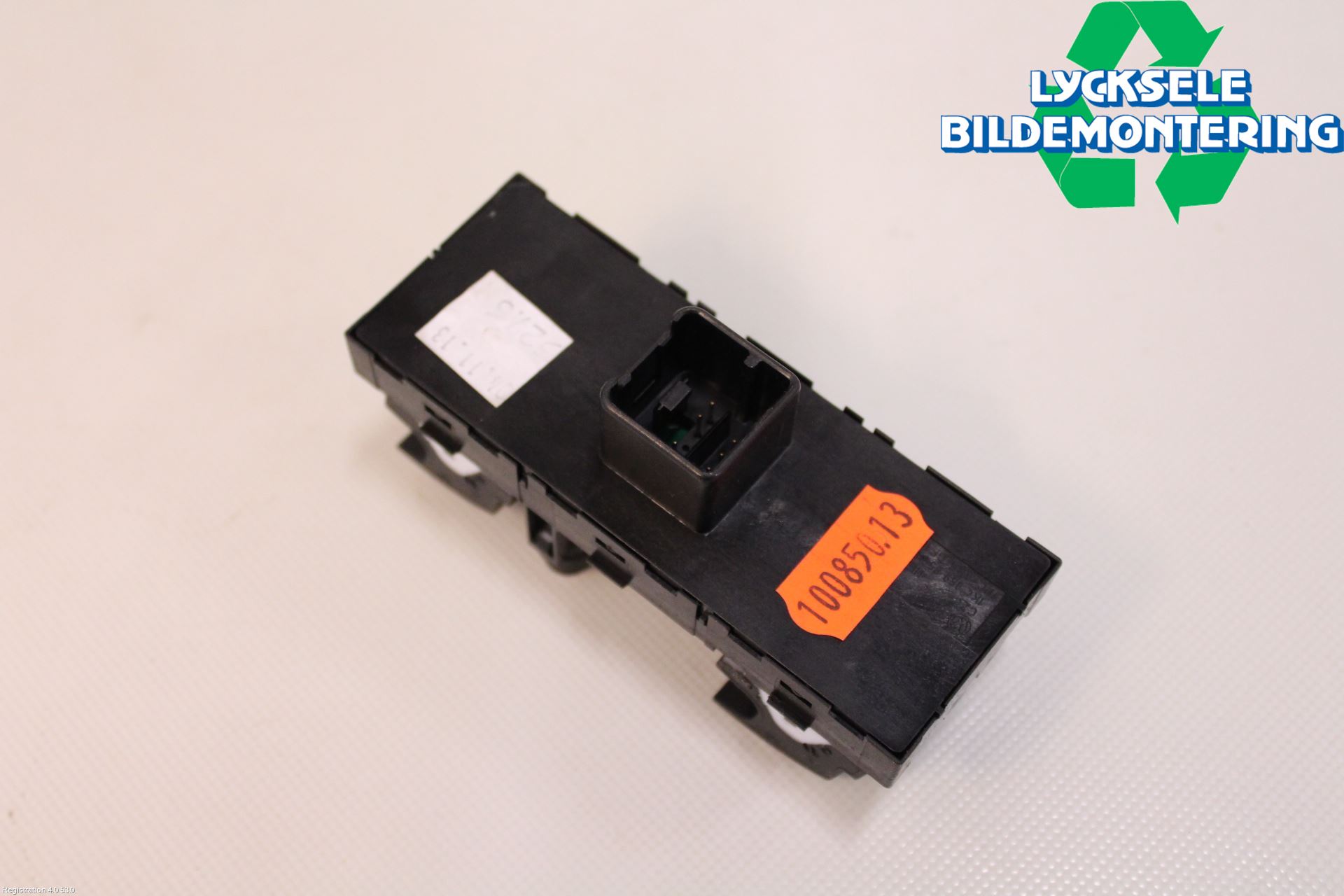 Volkswagen VW PASSAT 11-14 Strömställare Elhiss