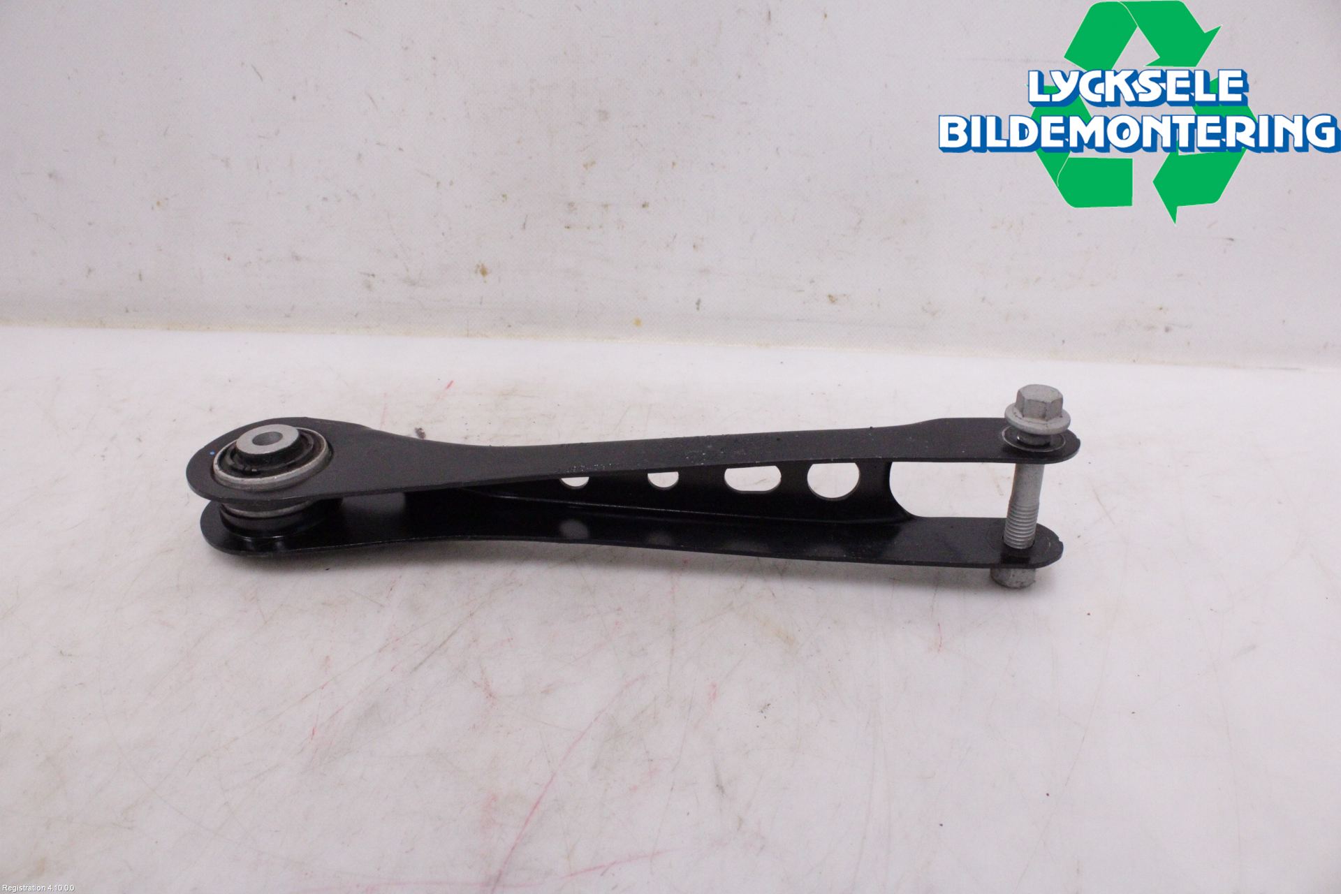 Ford MUSTANG Mach-E 21- Bärarm Bak Vä-Hö