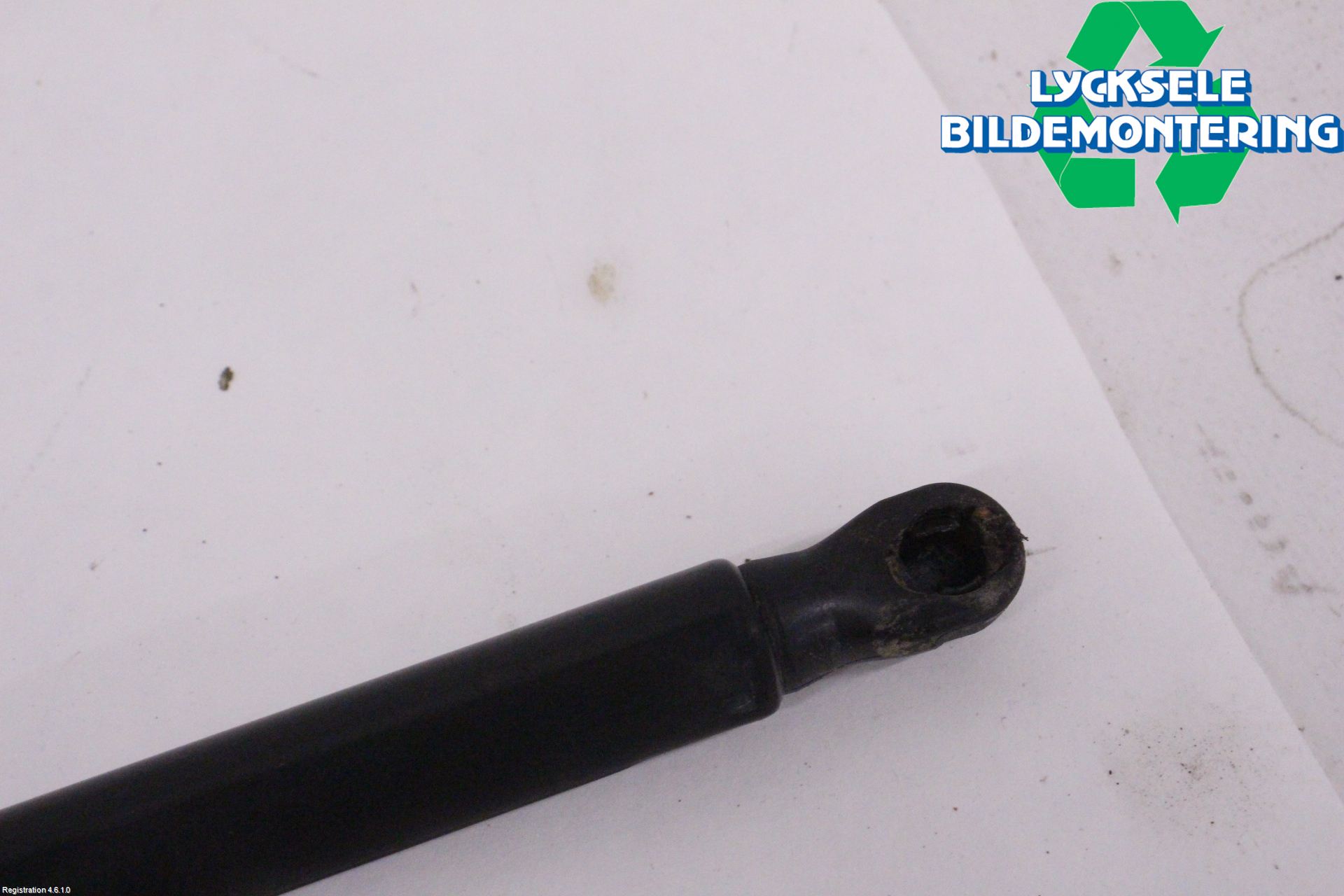 Cupra BORN 22- Gasfjäder Baklucka