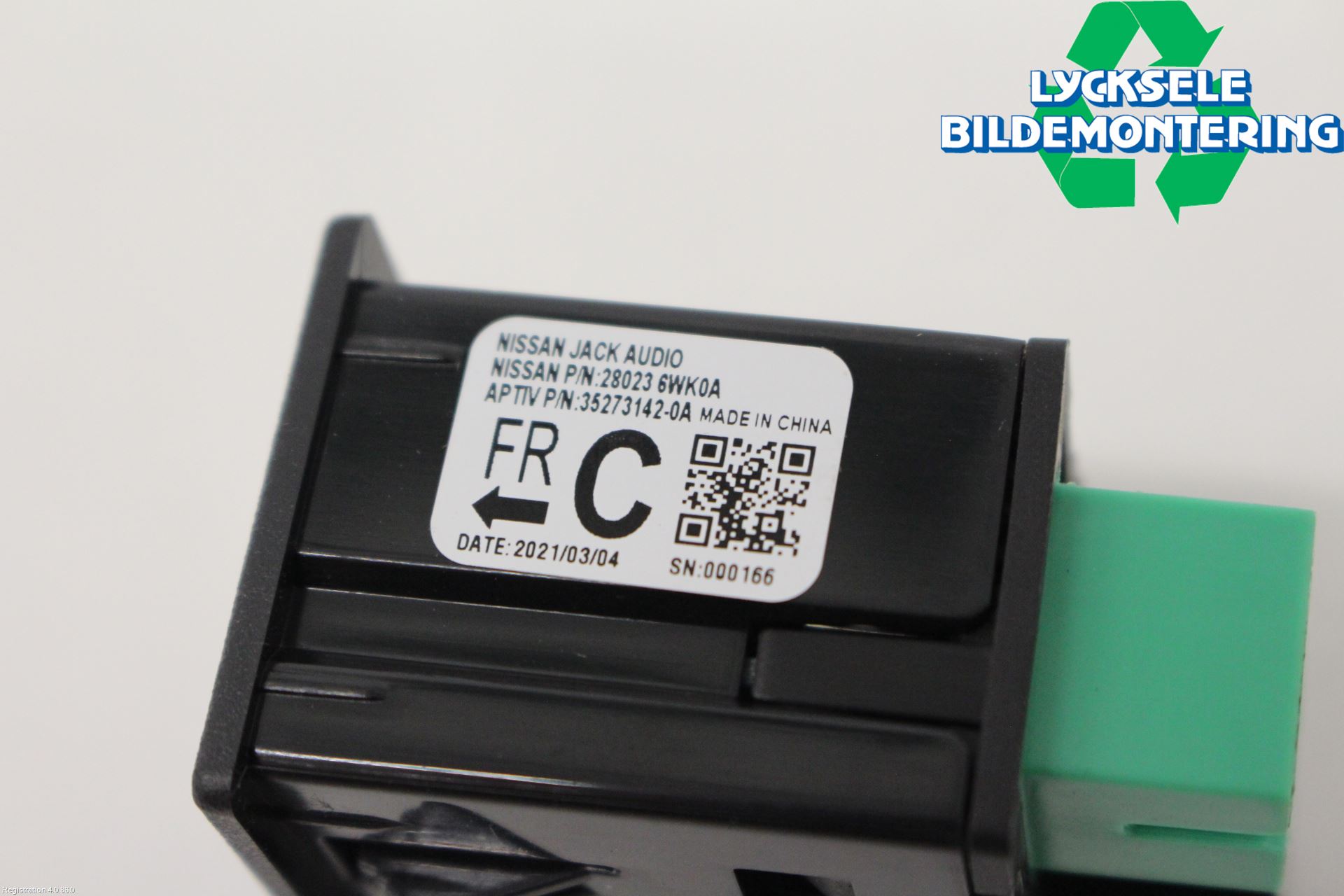 Nissan LEAF 18- Usb Connection