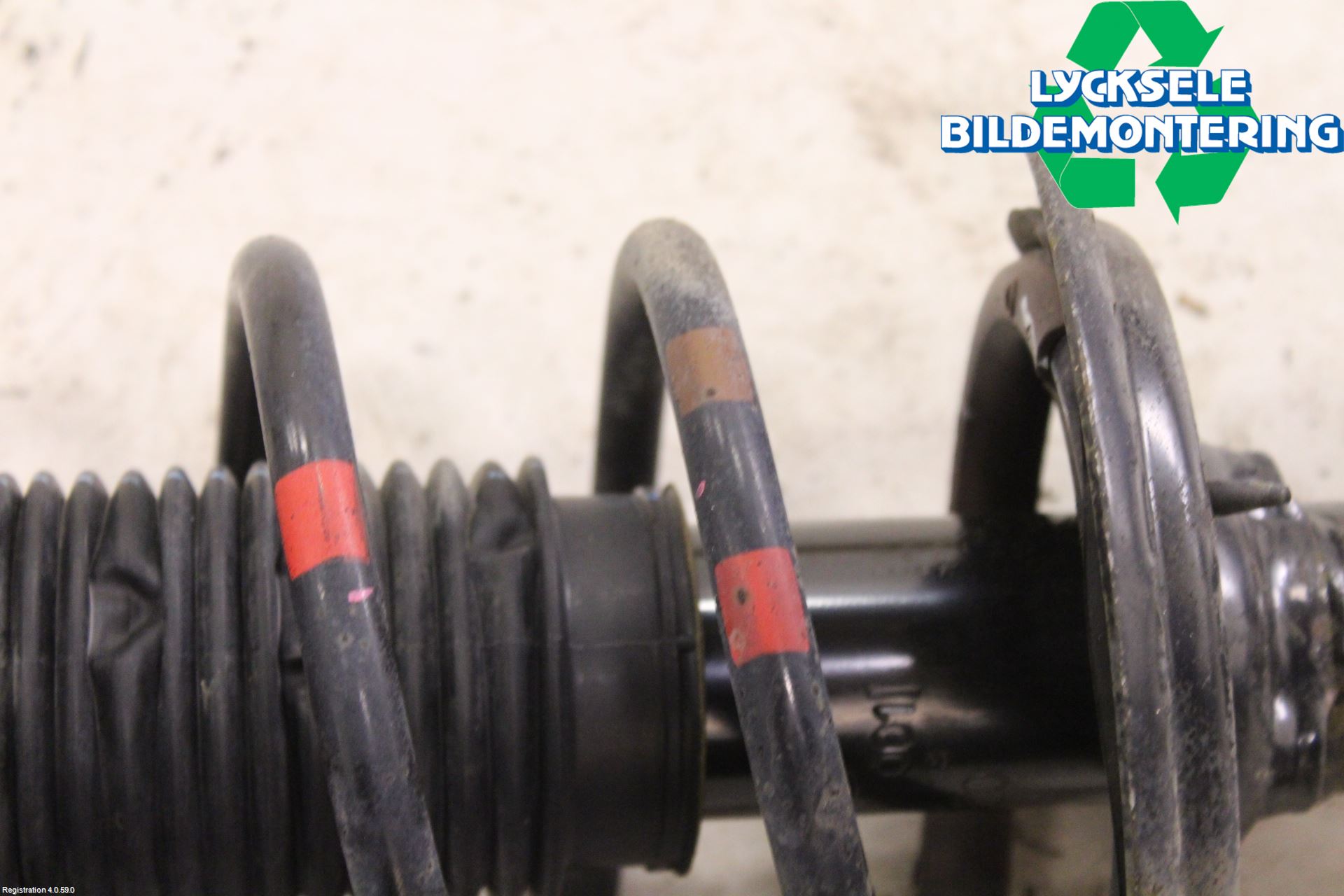 Kia RIO 12-16 Fjäderben Fram Höger