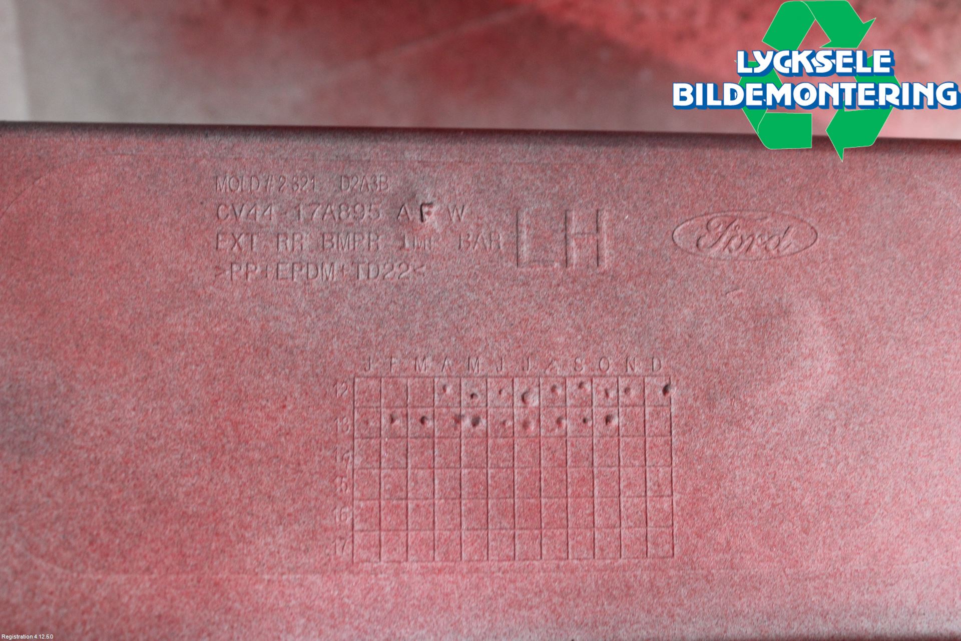 Ford KUGA 13-16 Stötfångardel Bak Vä