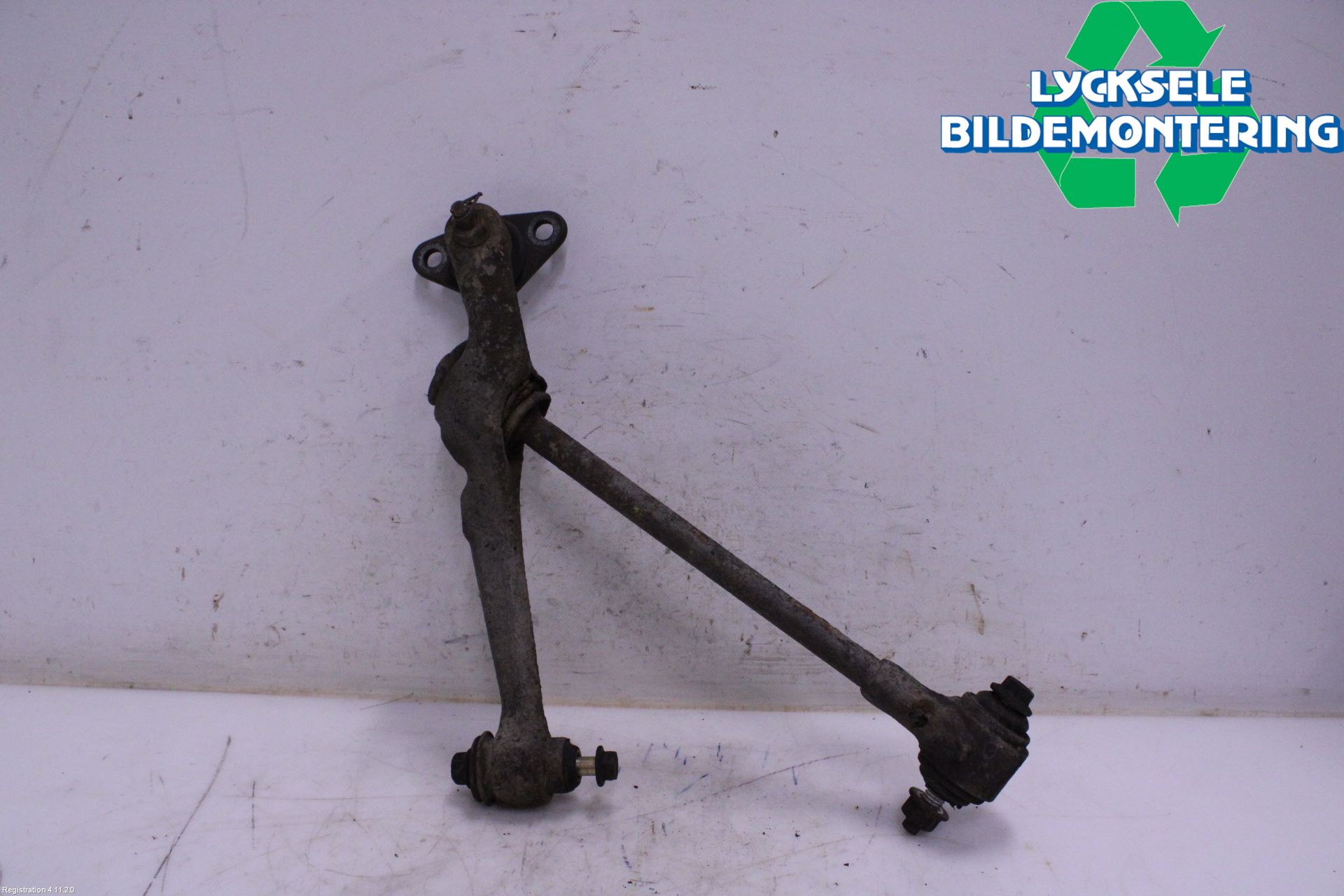 Volvo 940 91-98 Bärarm Fram Undre Vä