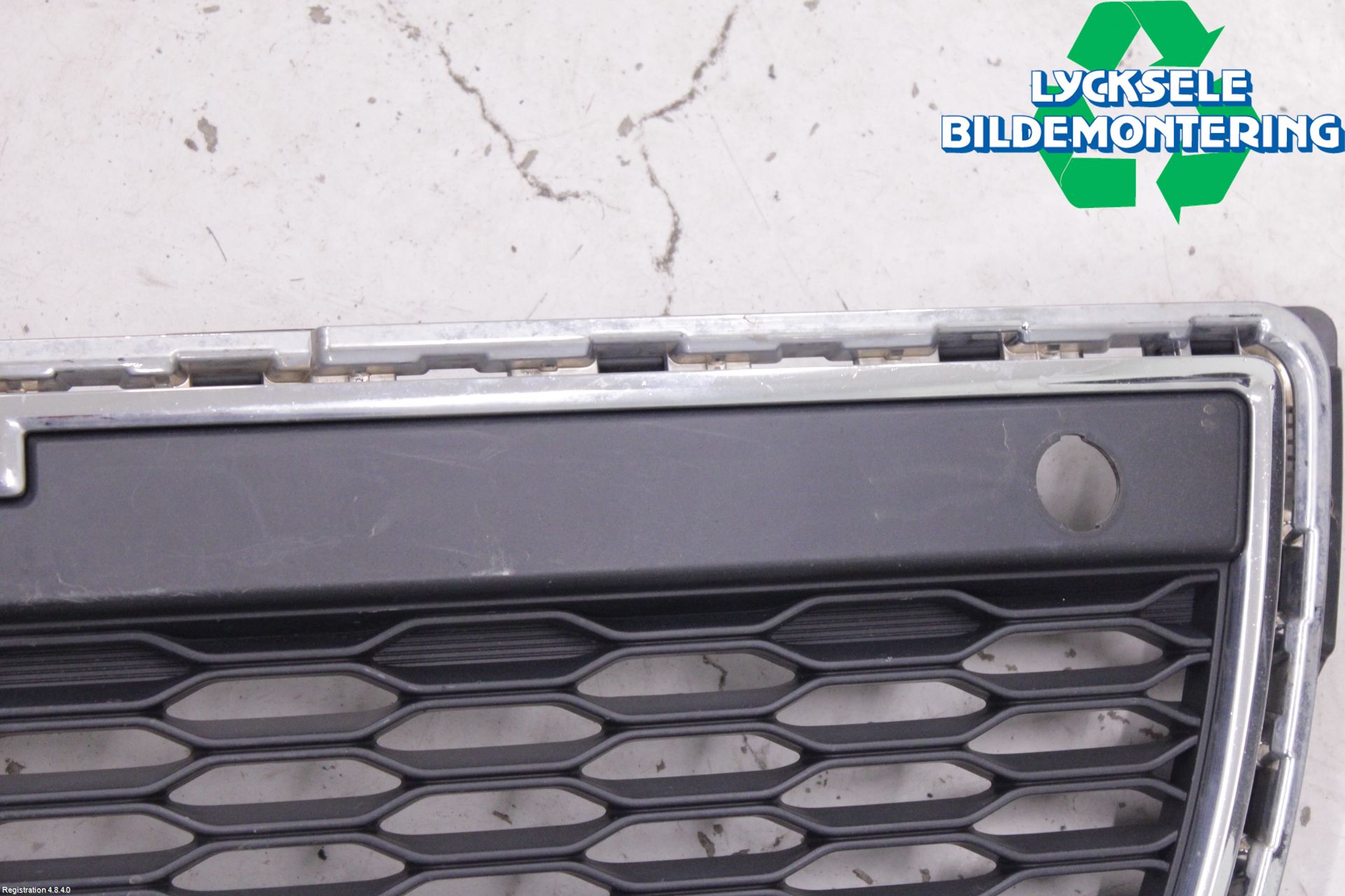 Chevrolet CAPTIVA Grill-Galler