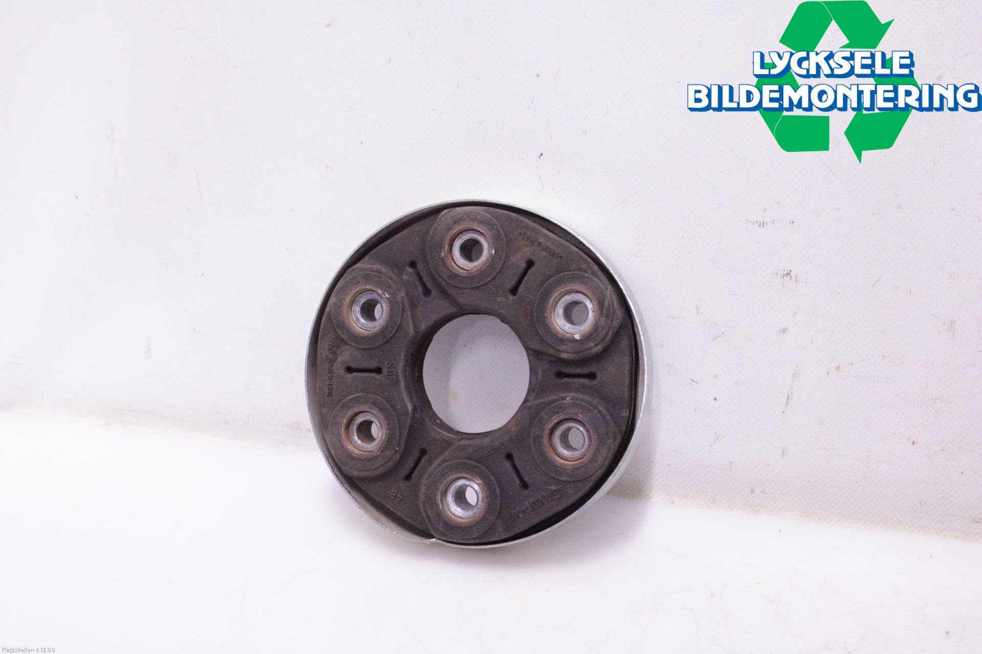 Volkswagen VW PASSAT 15-19 Mellanaxel Gummiknut