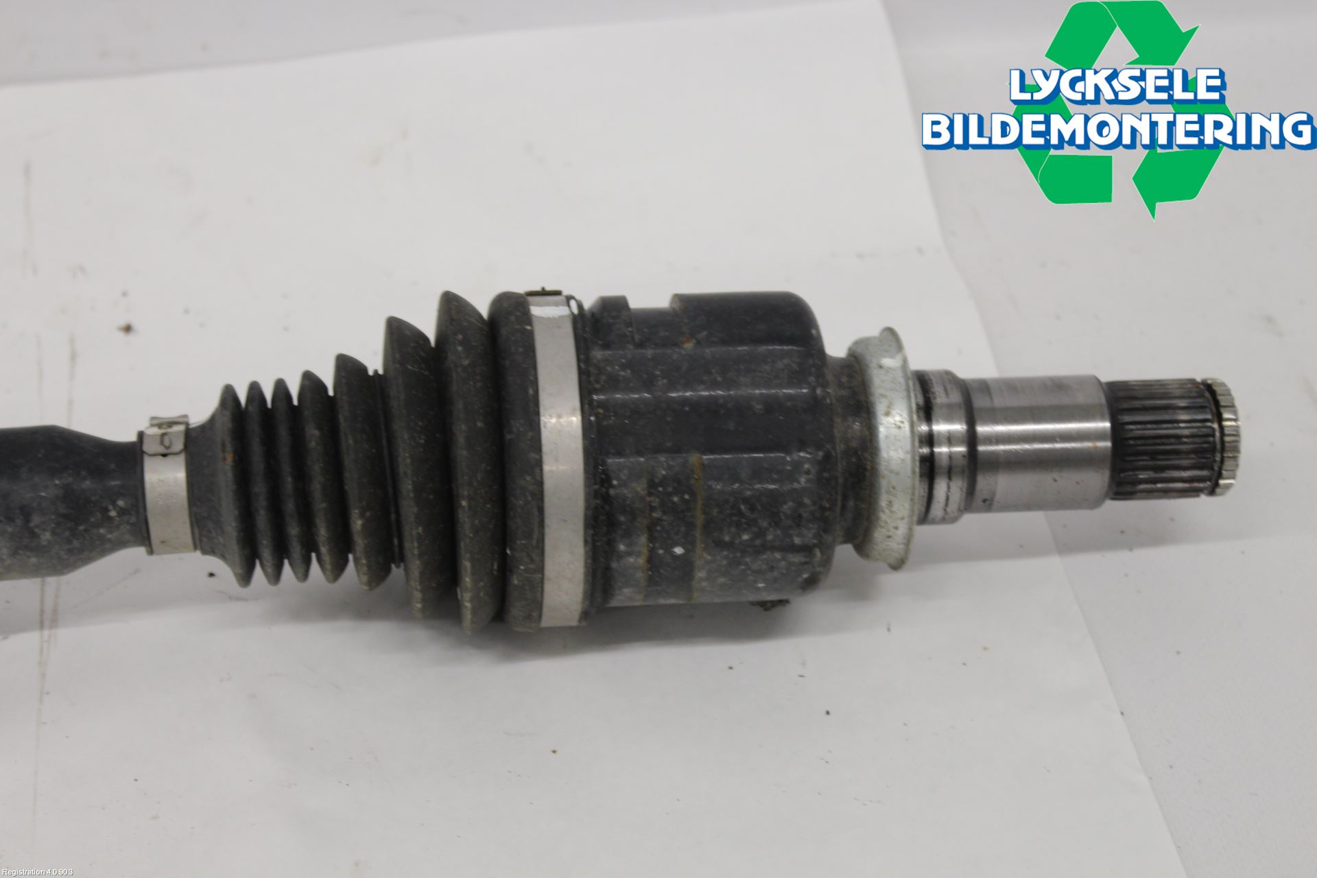 Toyota COROLLA 19- Drivaxel Fram Höger