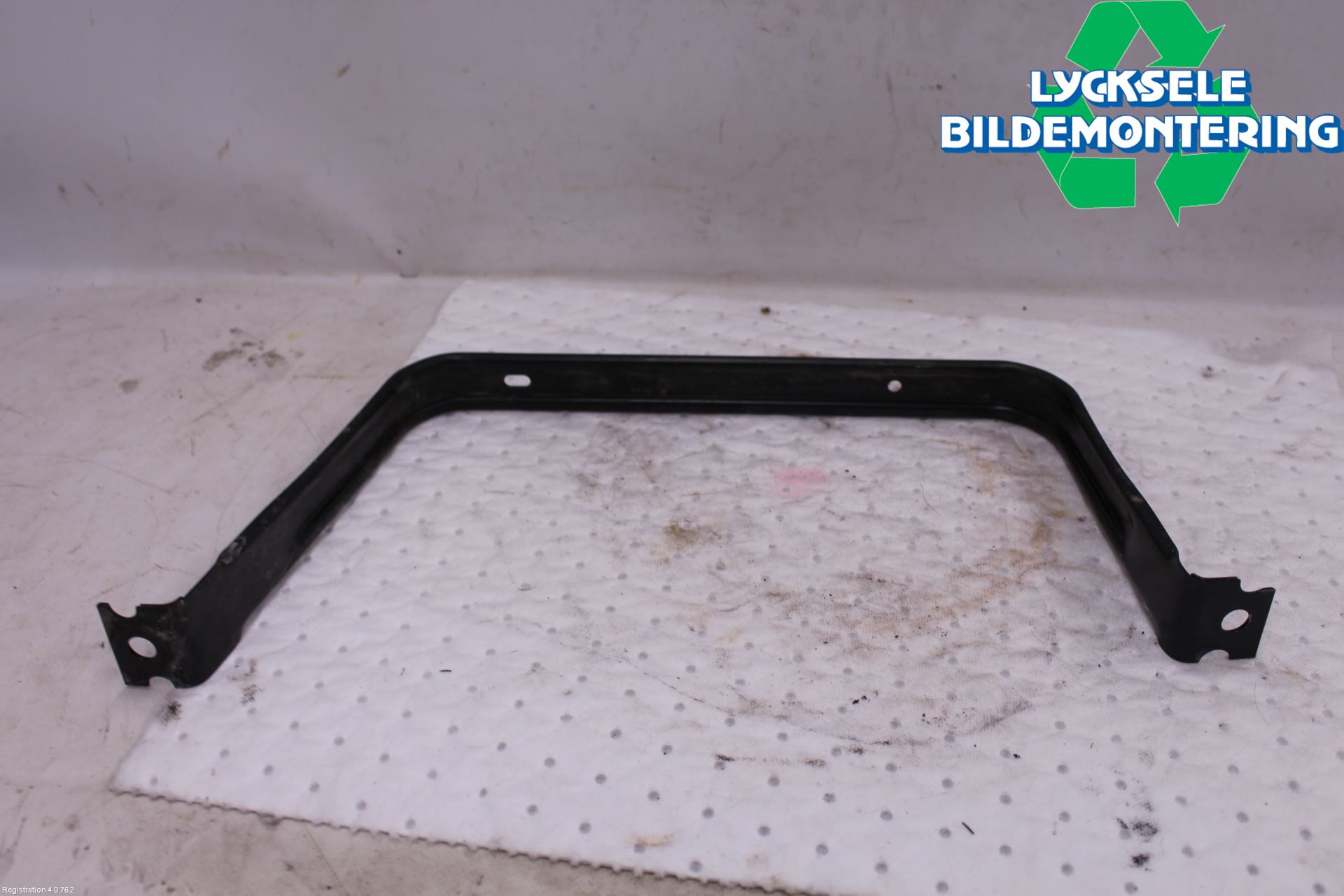 Audi A1 19- Bränsletanksband