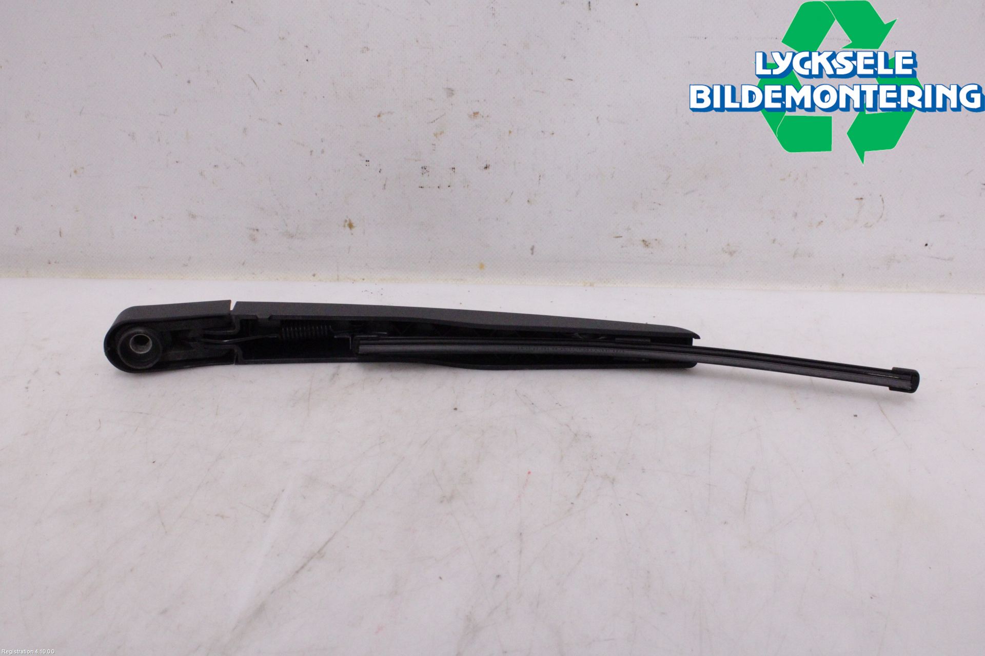 Ford MUSTANG Mach-E 21- Torkararm-Bakruta