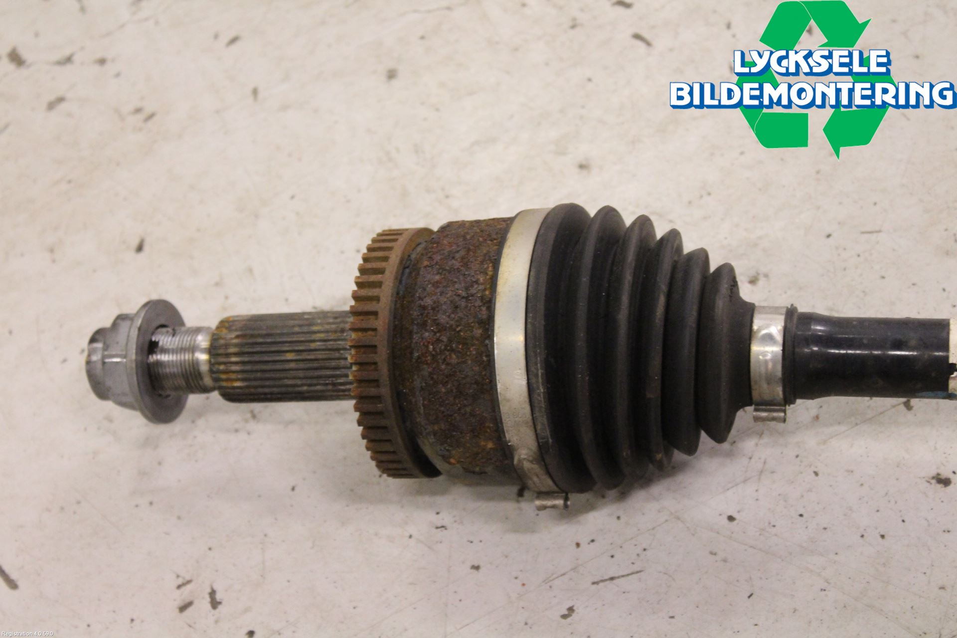 Hyundai TUCSON 05- Drivaxel Fram Vänster