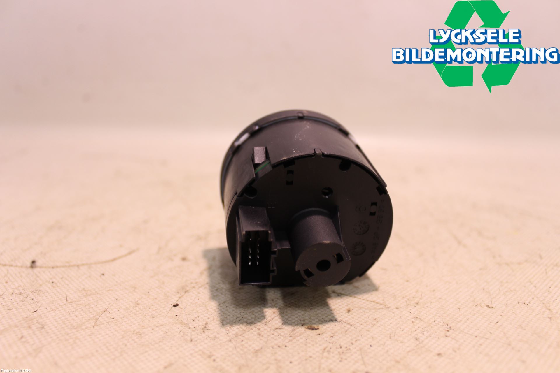 Skoda KAROQ 18- Strömställare Ljus