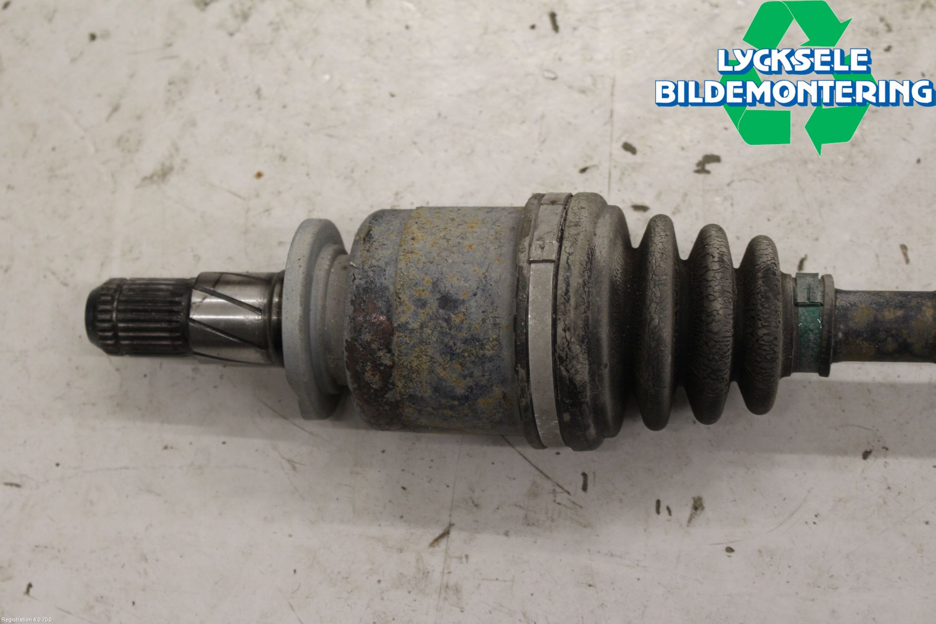 Subaru FORESTER SH  08-13 Drivaxel Bak Höger