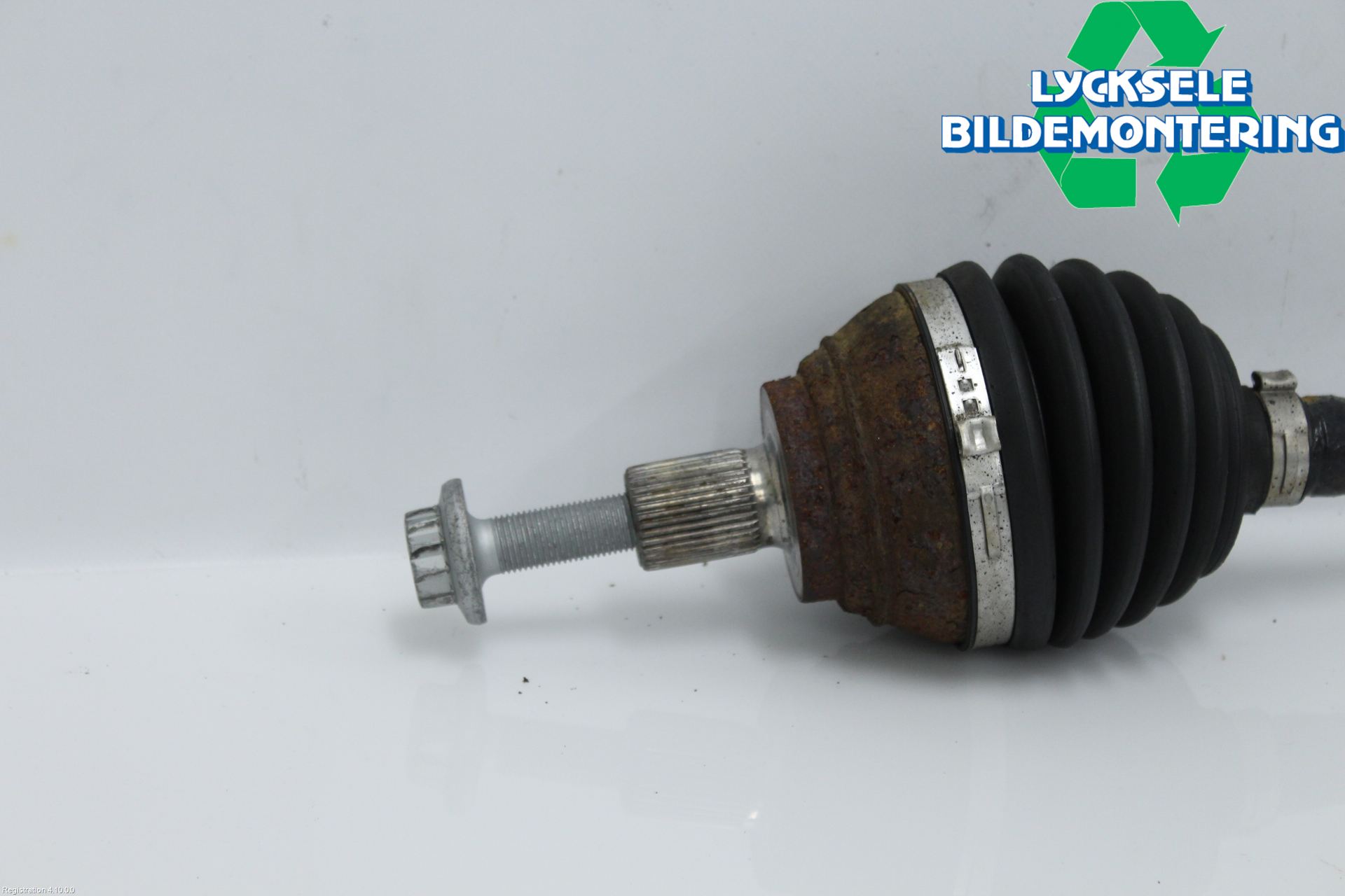 Volkswagen VW T-ROC 18- Drivaxel Fram Vänster