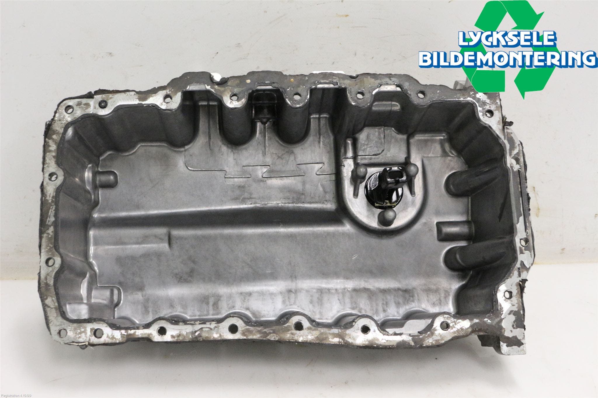 Volkswagen VW CADDY 11-15 Oljetråg