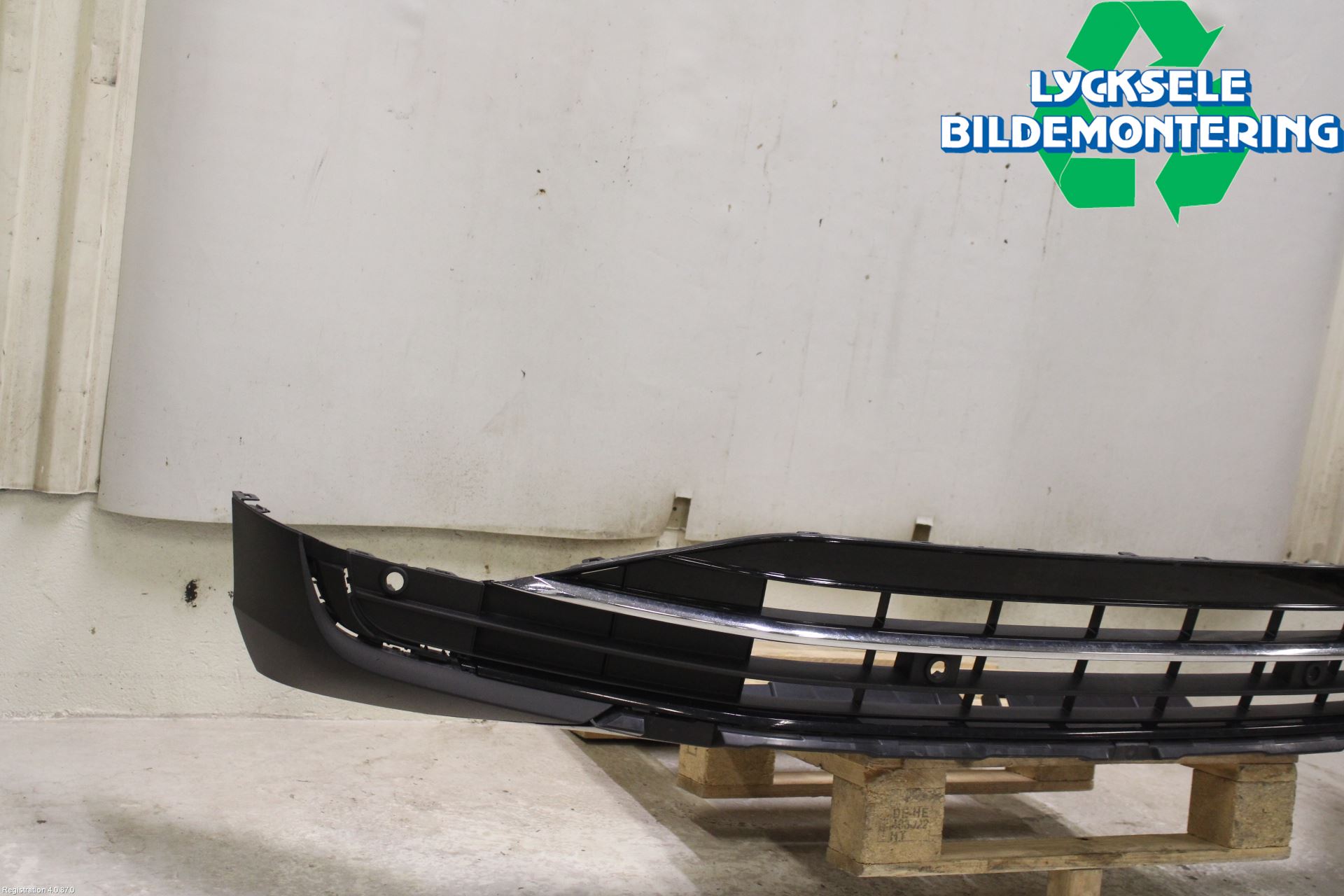 Volkswagen VW TIGUAN 16-24 Spoiler Fram