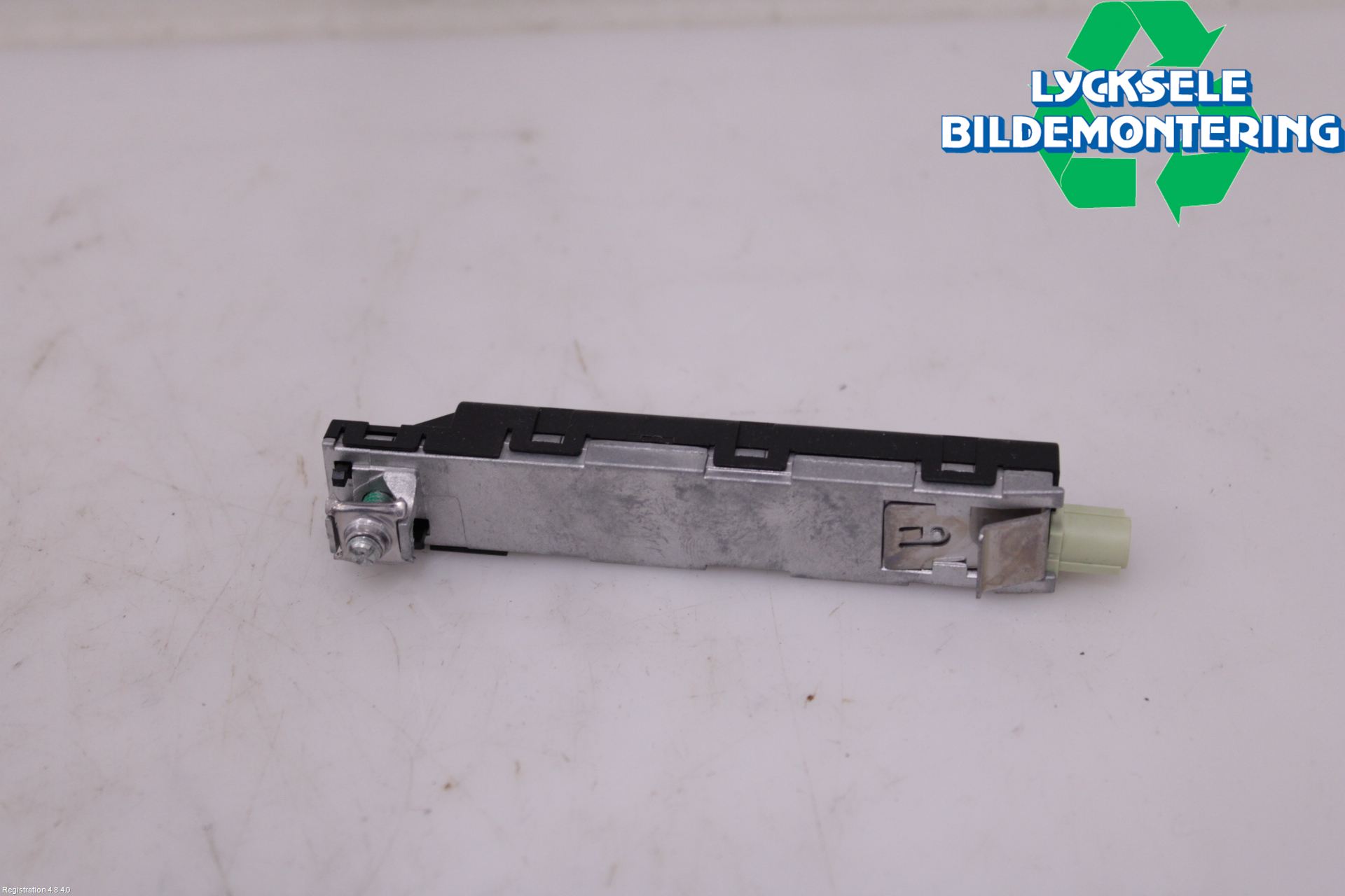 Volkswagen VW TIGUAN 24- Antennförstärkare