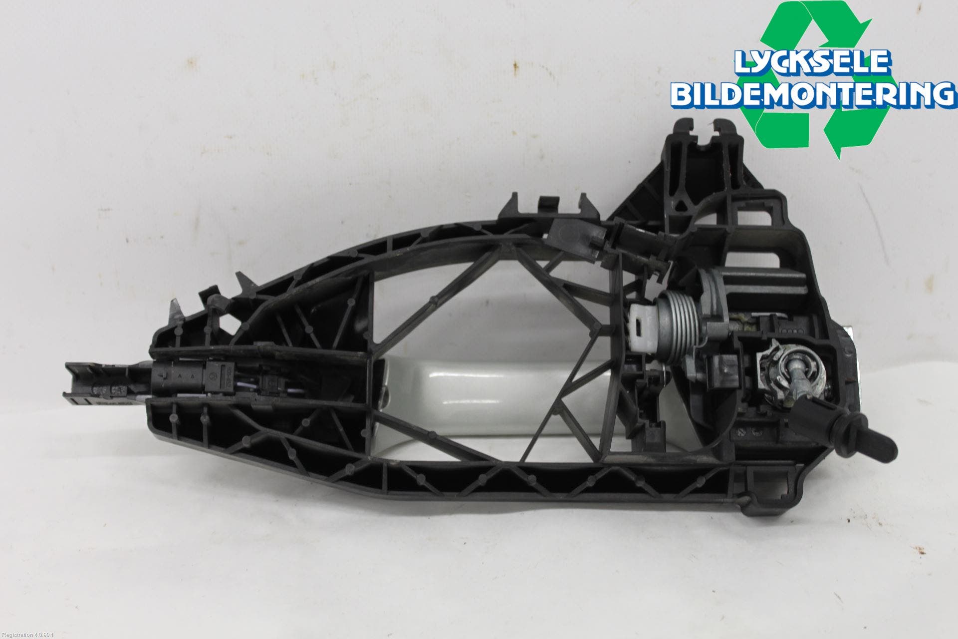 Audi A6 F2/C8 19- Dörrhandtag Yttre Vä