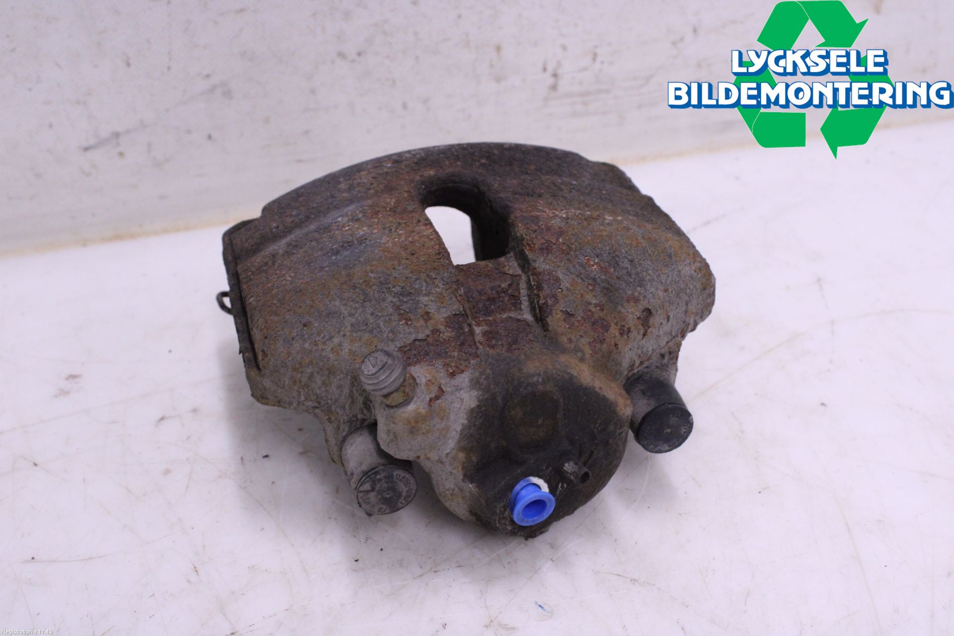 Volkswagen VW PASSAT 11-14 Bromsok Fram Vänster