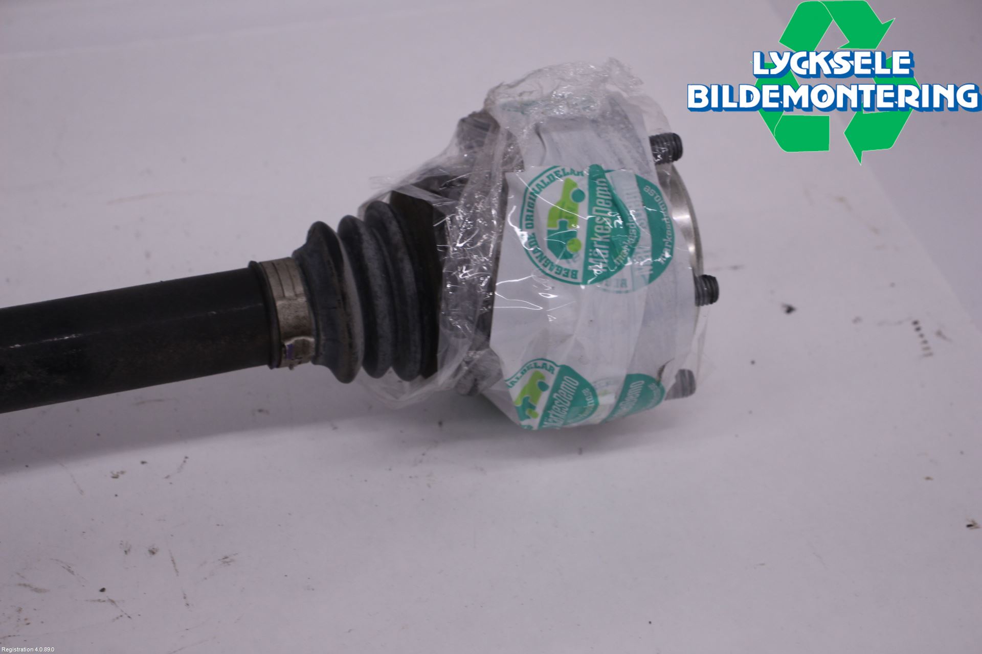 Audi Q5/SQ5 17- Drivaxel Bak Vänster