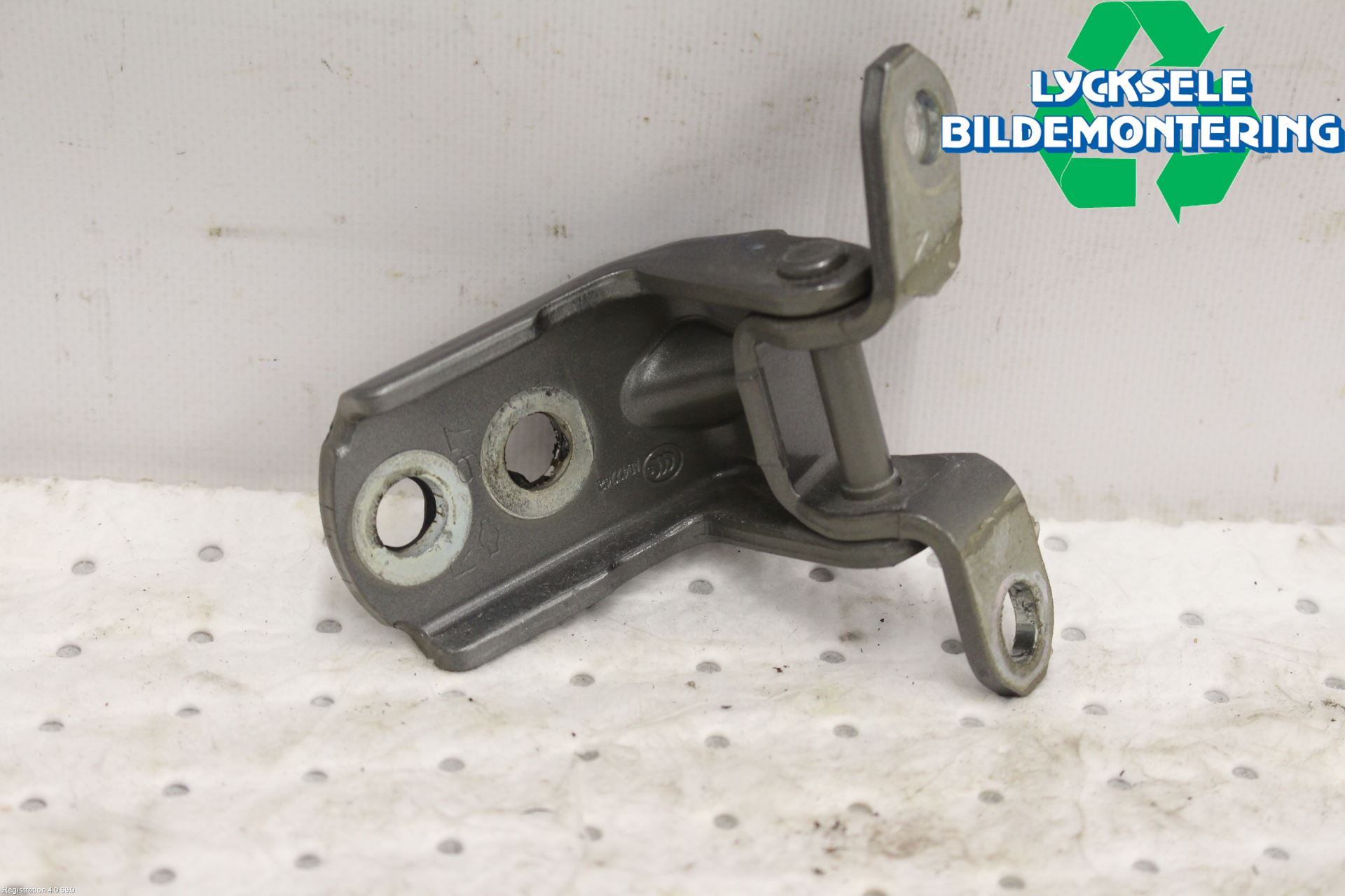 Nissan NAVARA, TREK-1 17-21 Dörrgångjärn