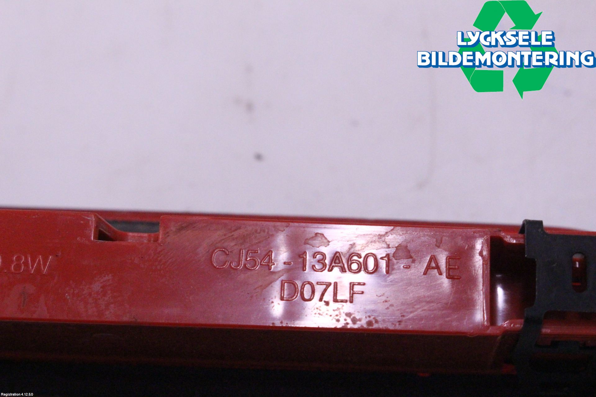 Ford KUGA 17-19 Bromsljus Bakruta