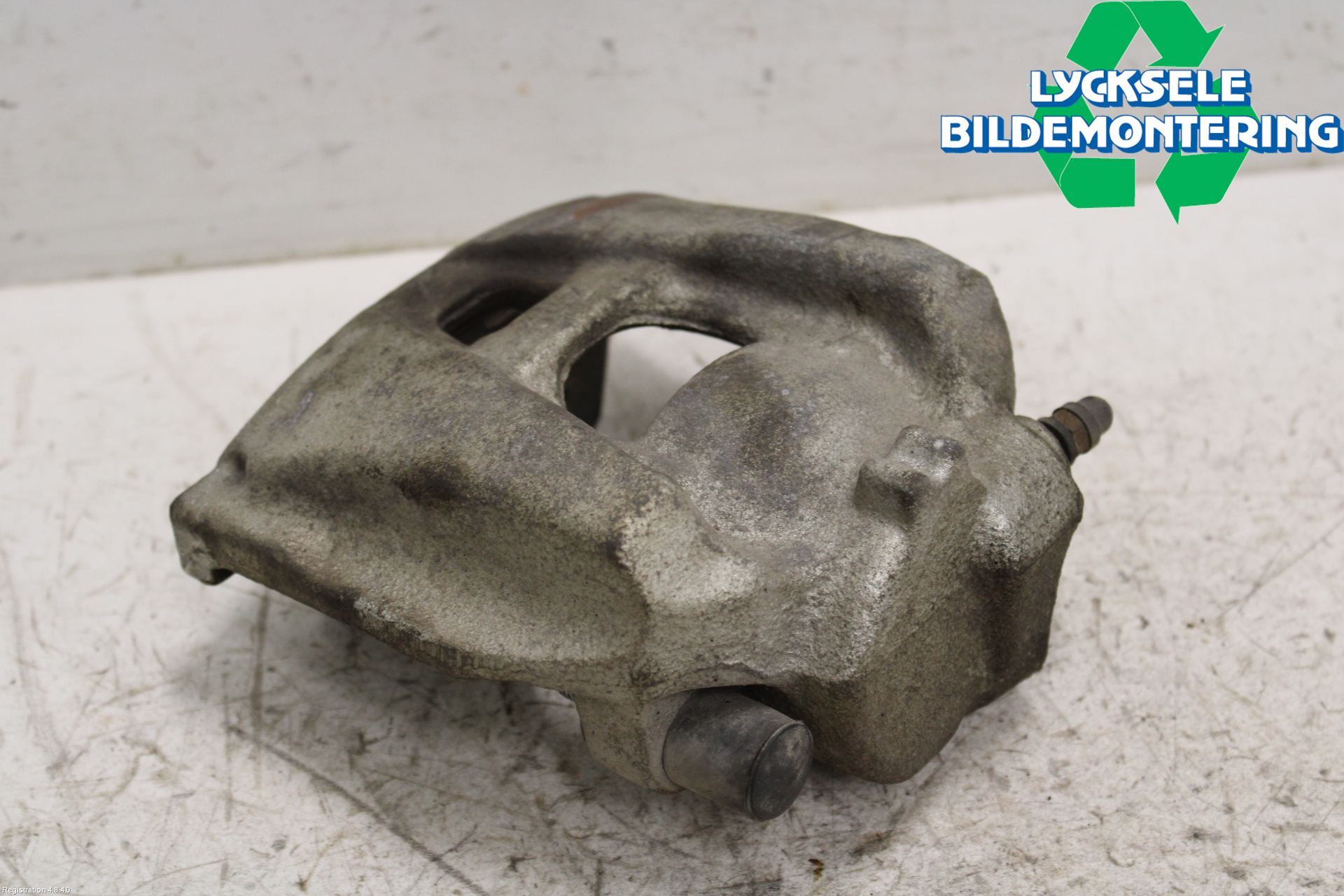 Audi A4/S4 08-11 Bromsok Fram Vänster