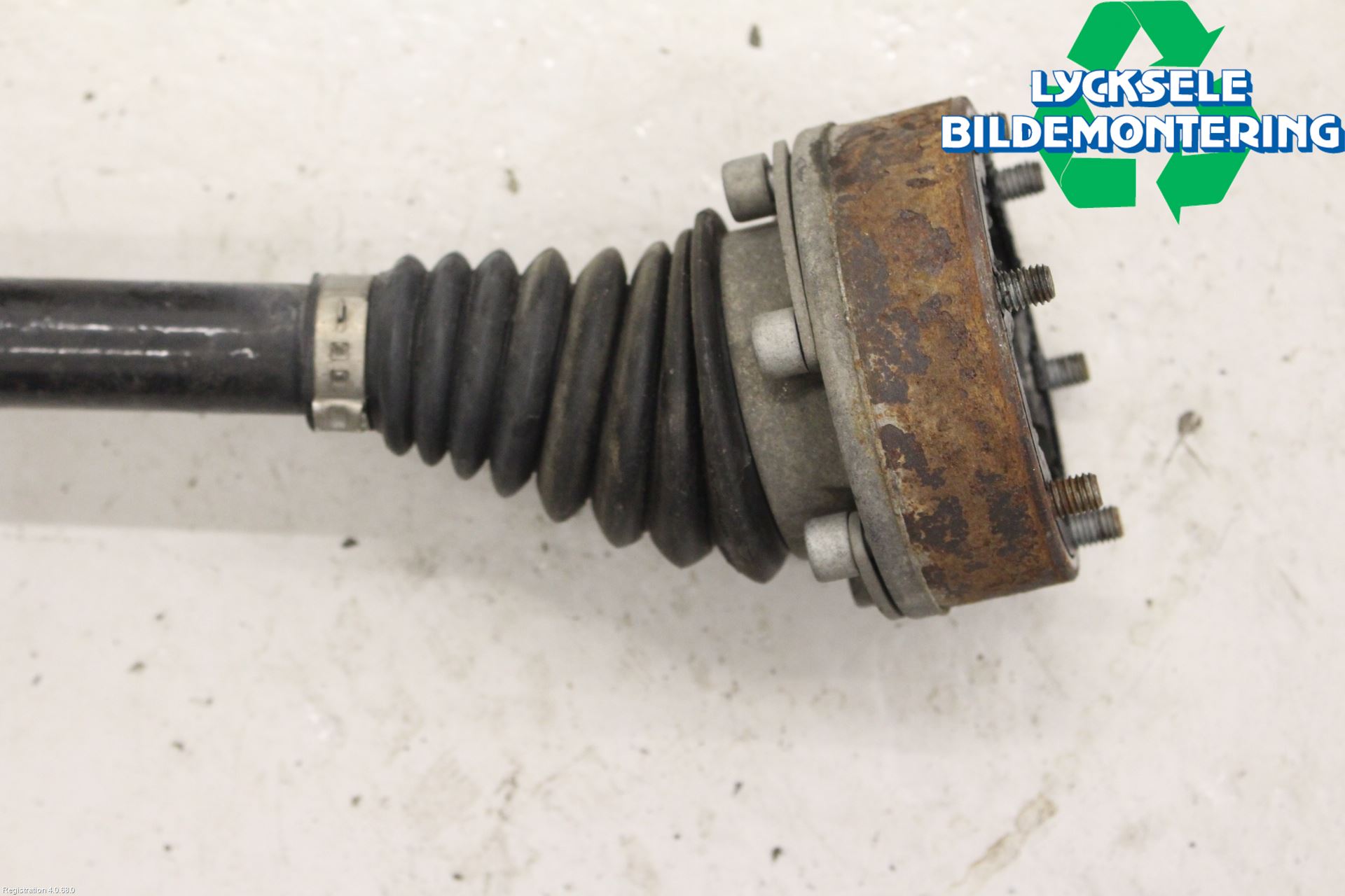 Skoda YETI Drivaxel Bak Höger