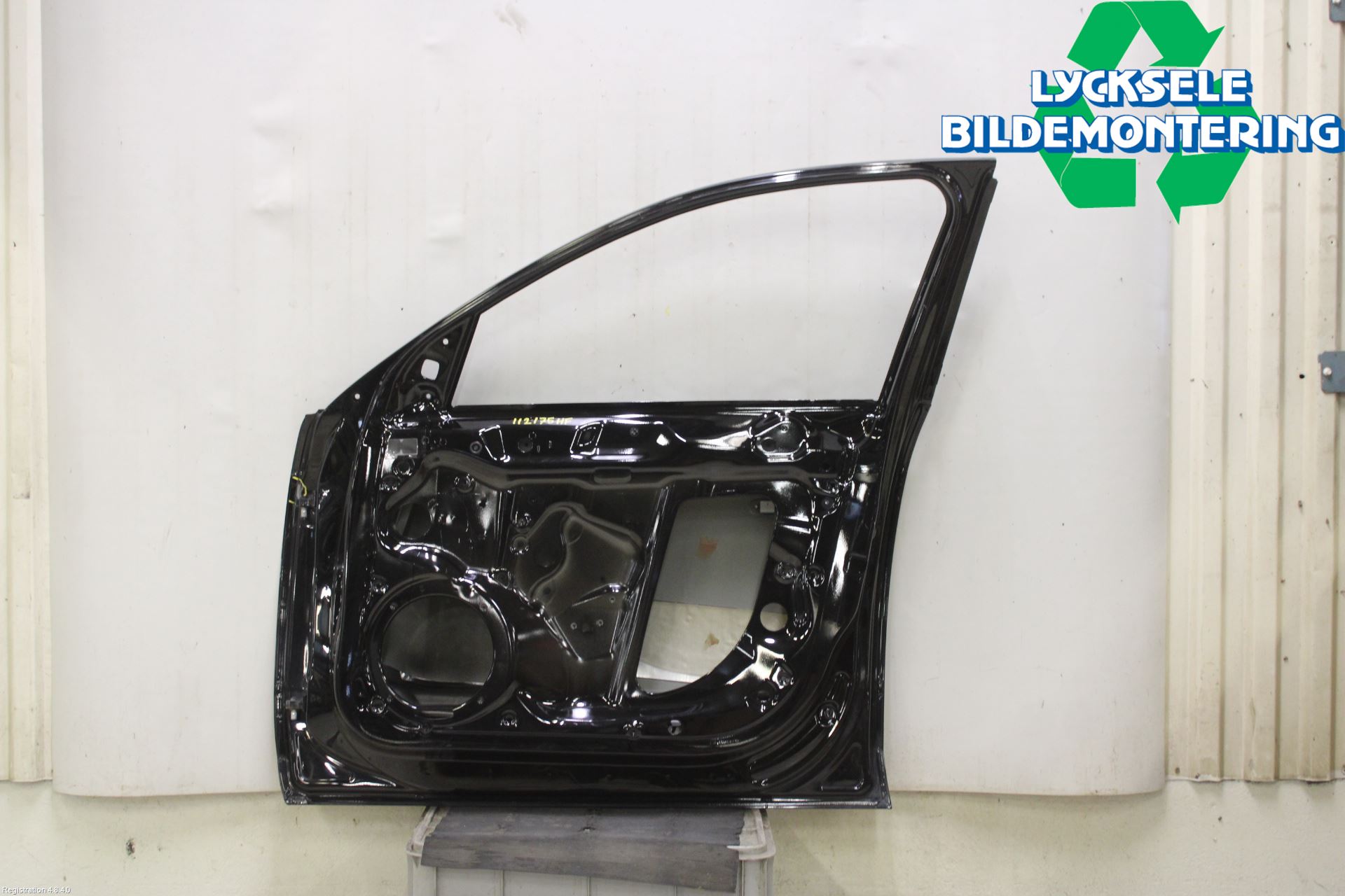 Audi A4 ALLROAD 09-16 Dörr Fram Höger