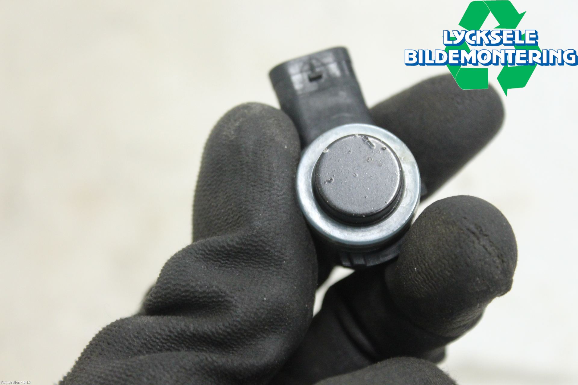 Volkswagen VW PASSAT 15-19 Parkeringshjälp Frontsensor