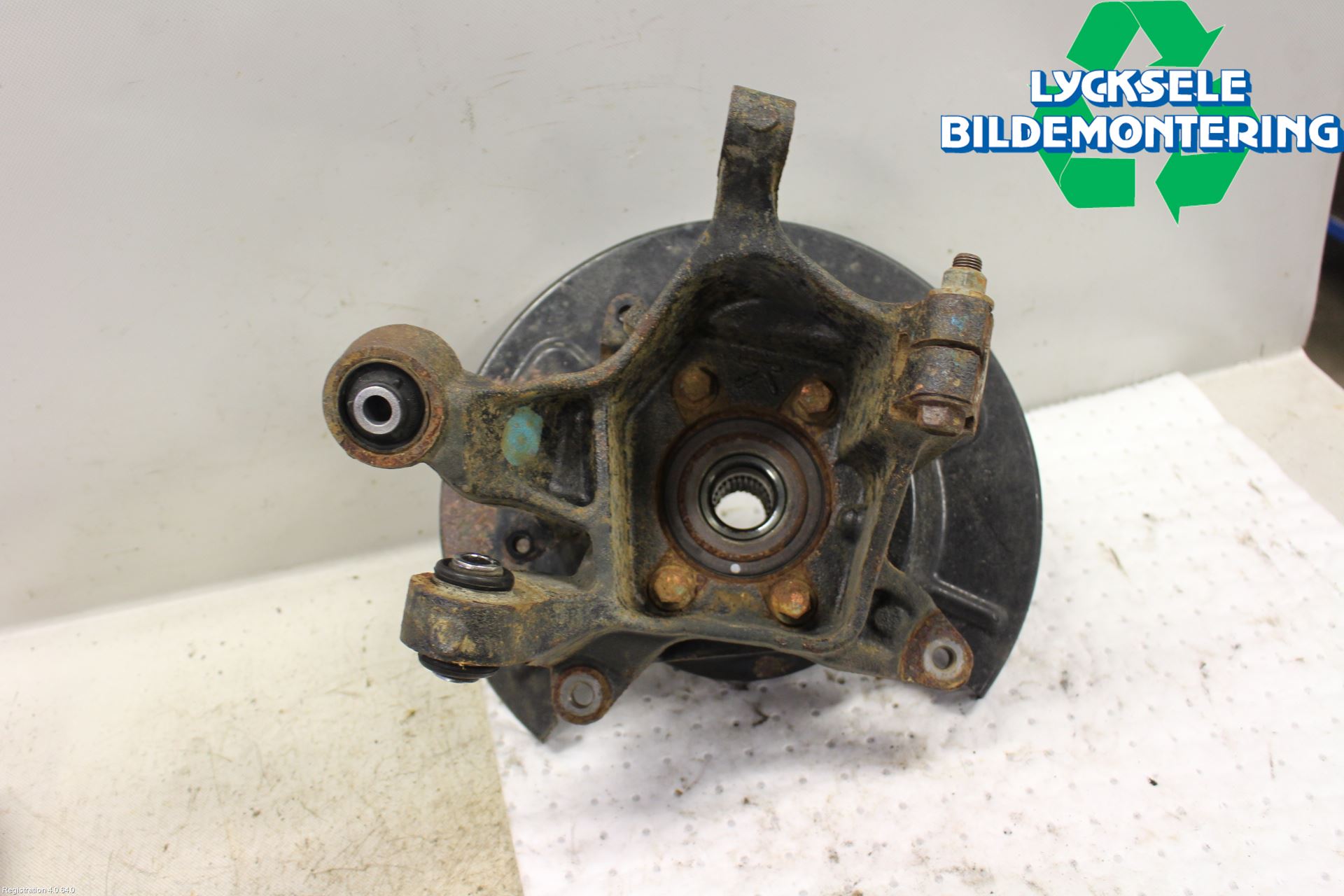 Subaru OUTBACK 15-20 Hjullagerhus-Spindel Hö B