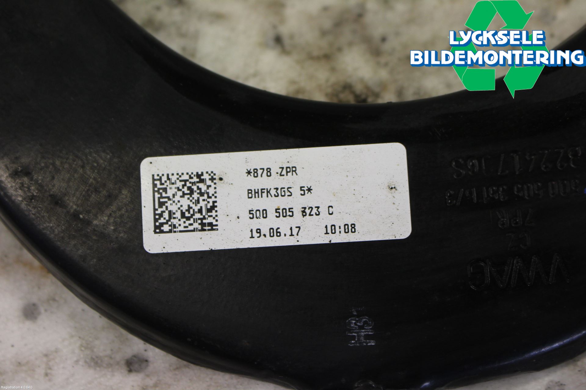 Volkswagen VW TIGUAN 16-24 Bärarm Bak Övre Vänster