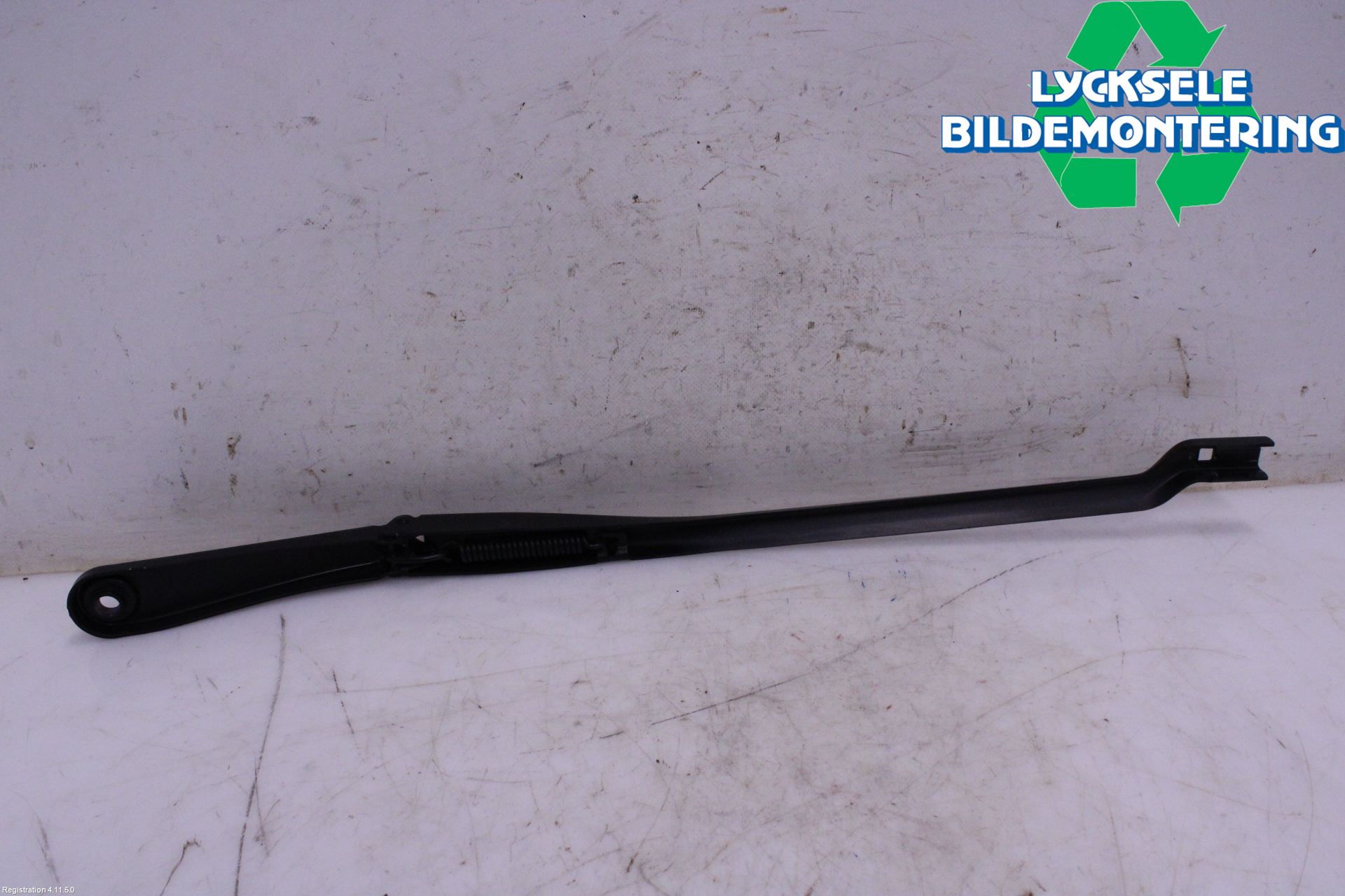 BMW 5 G30/G31/F90 17-23 Torkararm Armar Vindruta