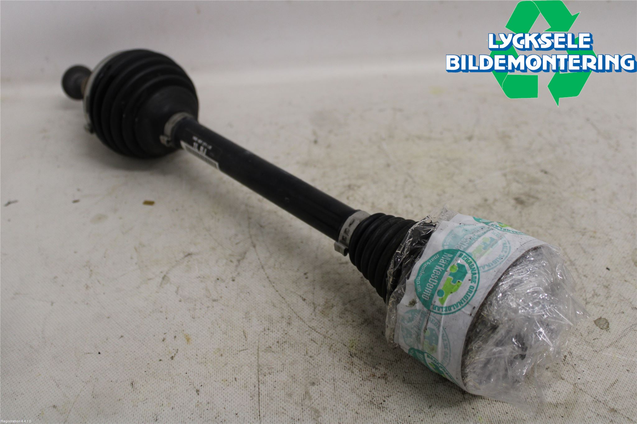 Volkswagen VW CADDY 11-15 Drivaxel Fram Vänster