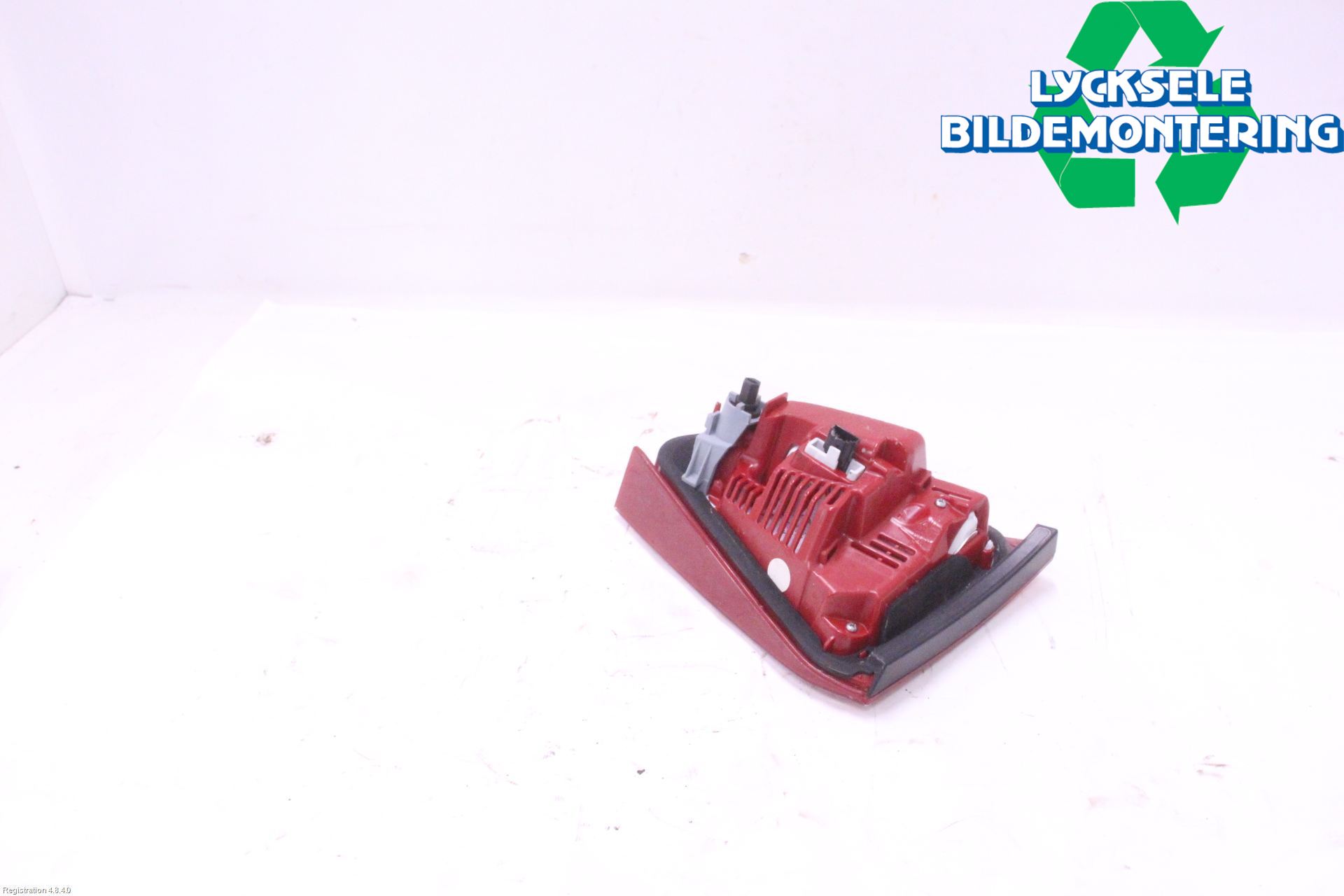 Audi A4 12-15 Bakljus Lucka Vä