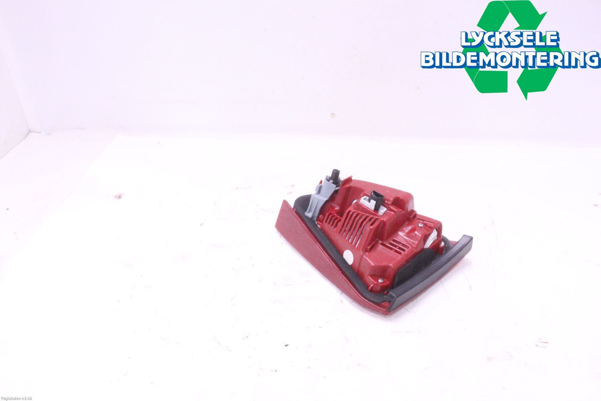 Audi A4 12-15 Bakljus Lucka Vä