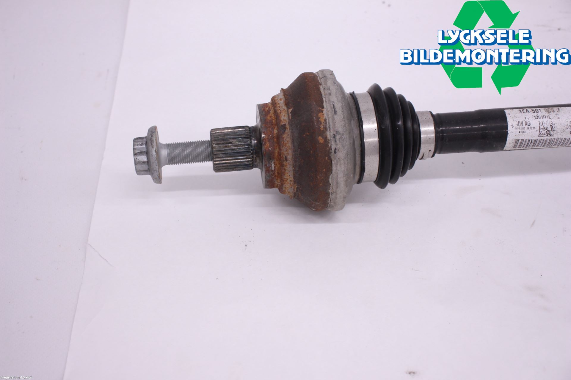 Volkswagen VW ID.4 21- Drivaxel Bak Höger