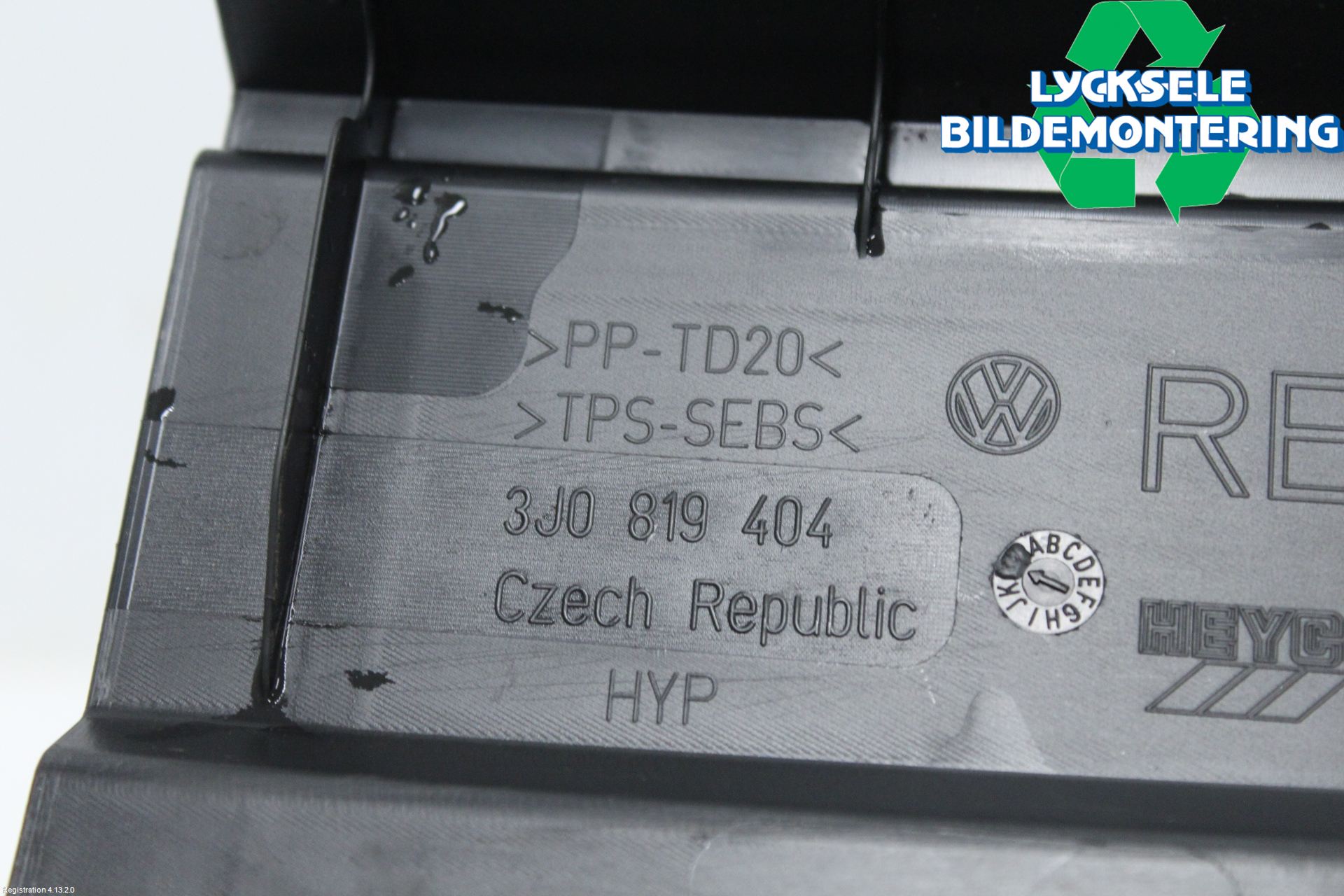 Volkswagen VW PASSAT 24- Torpedplåt-Torpedplast