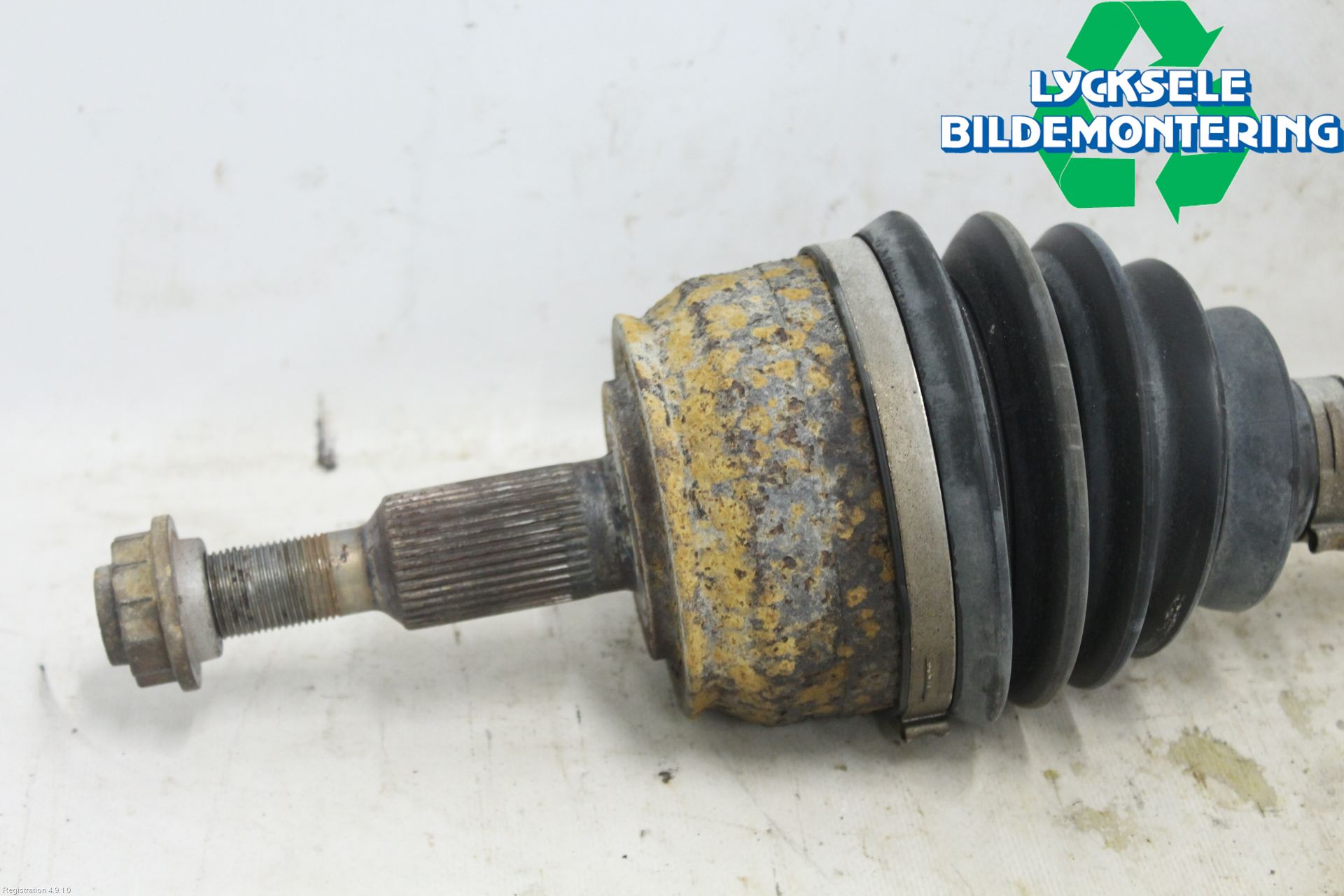 Volkswagen VW TRANSP/CARAVELLE (T6) 16-22 Drivaxel Fram Höger