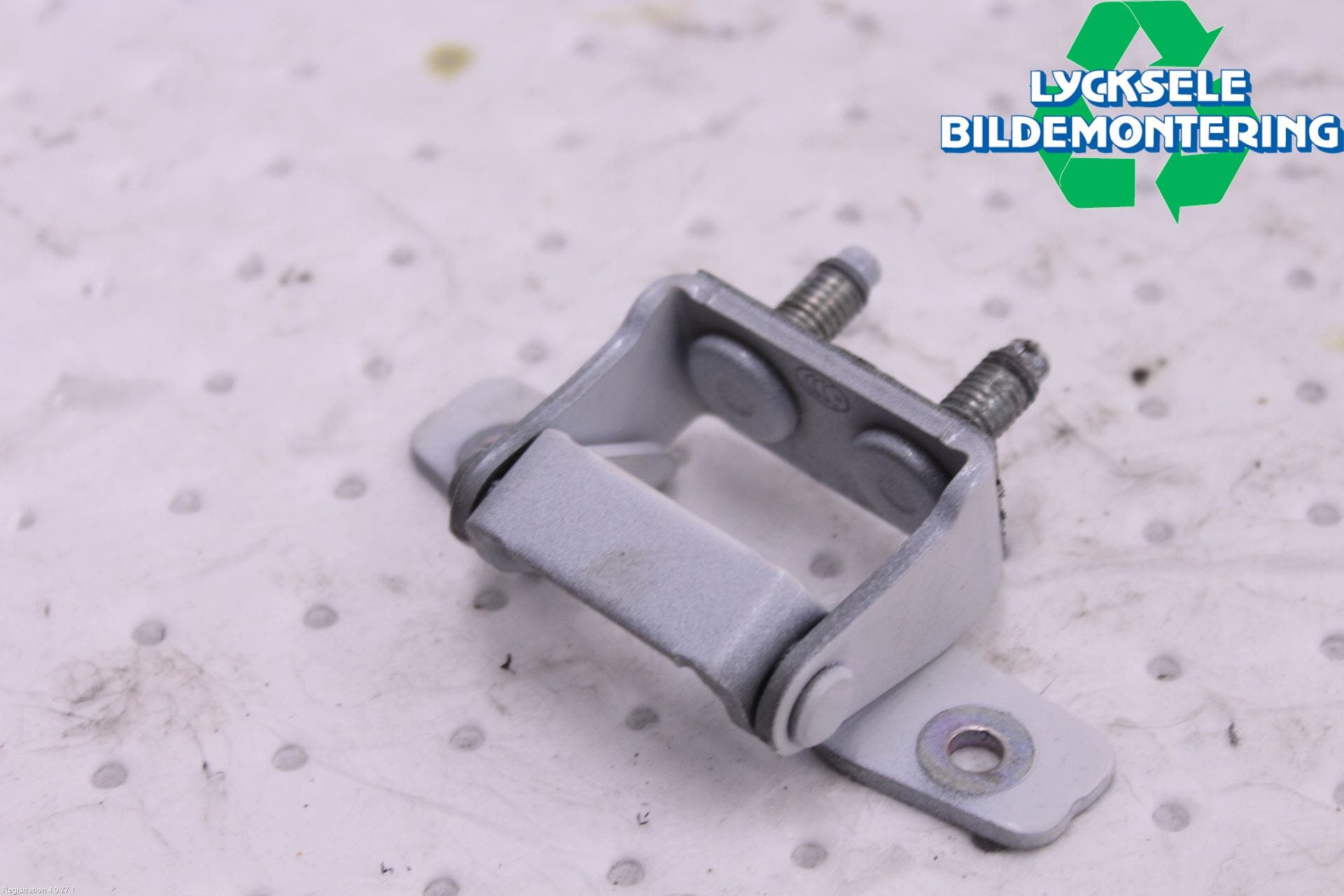 Hyundai ix20 Bakluckegångjärn Vä