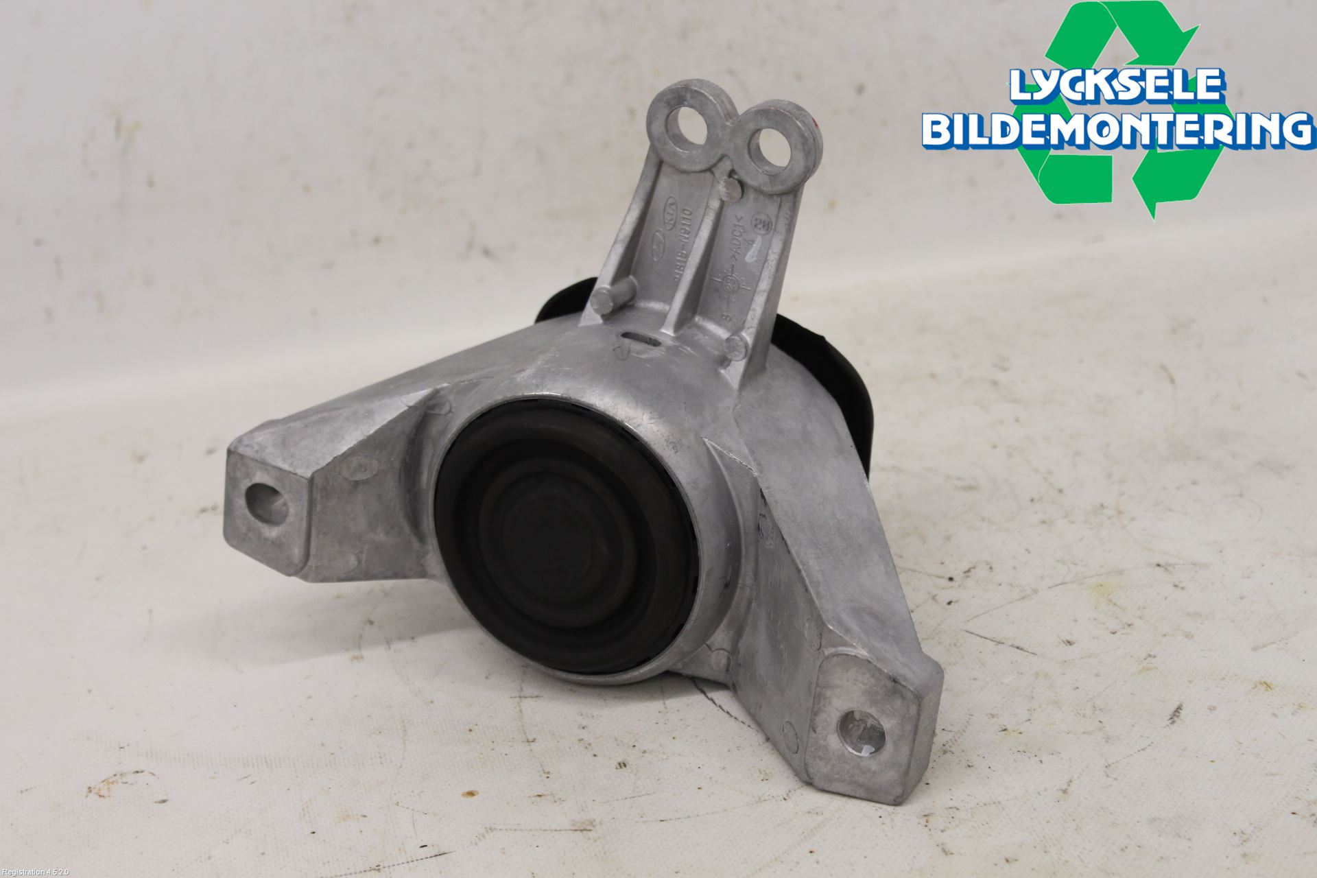 Hyundai TUCSON 05- Motorfäste