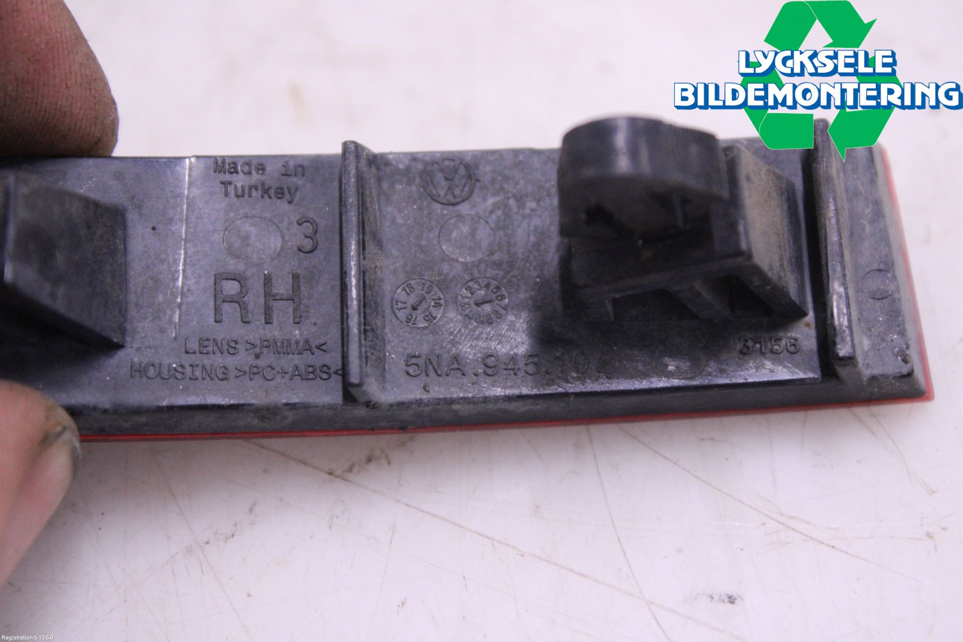 Volkswagen VW TIGUAN 16-24 Dimljus/Reflex Bak