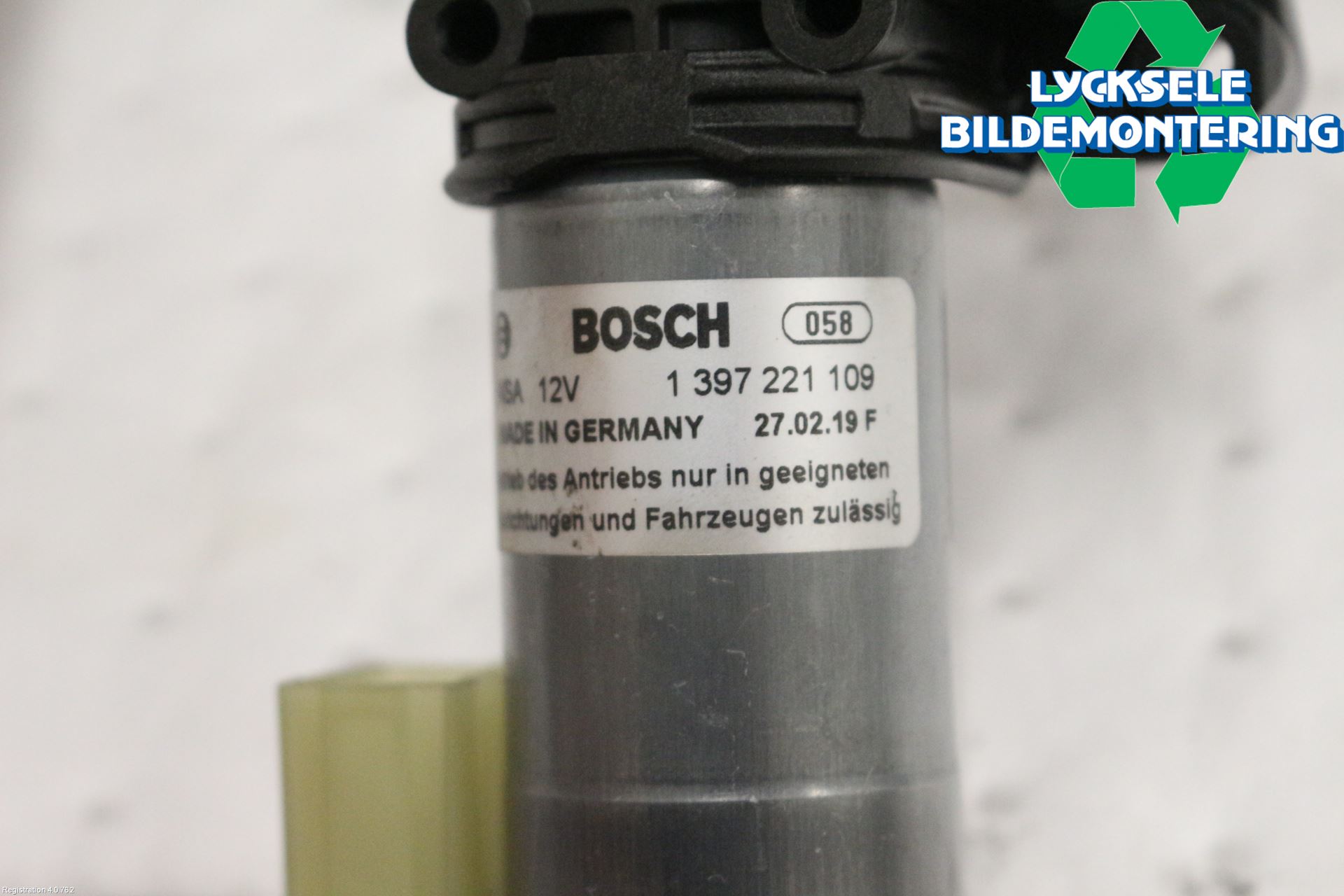 Audi A6 F2/C8 19- Bakluckeöppnare Automatisk