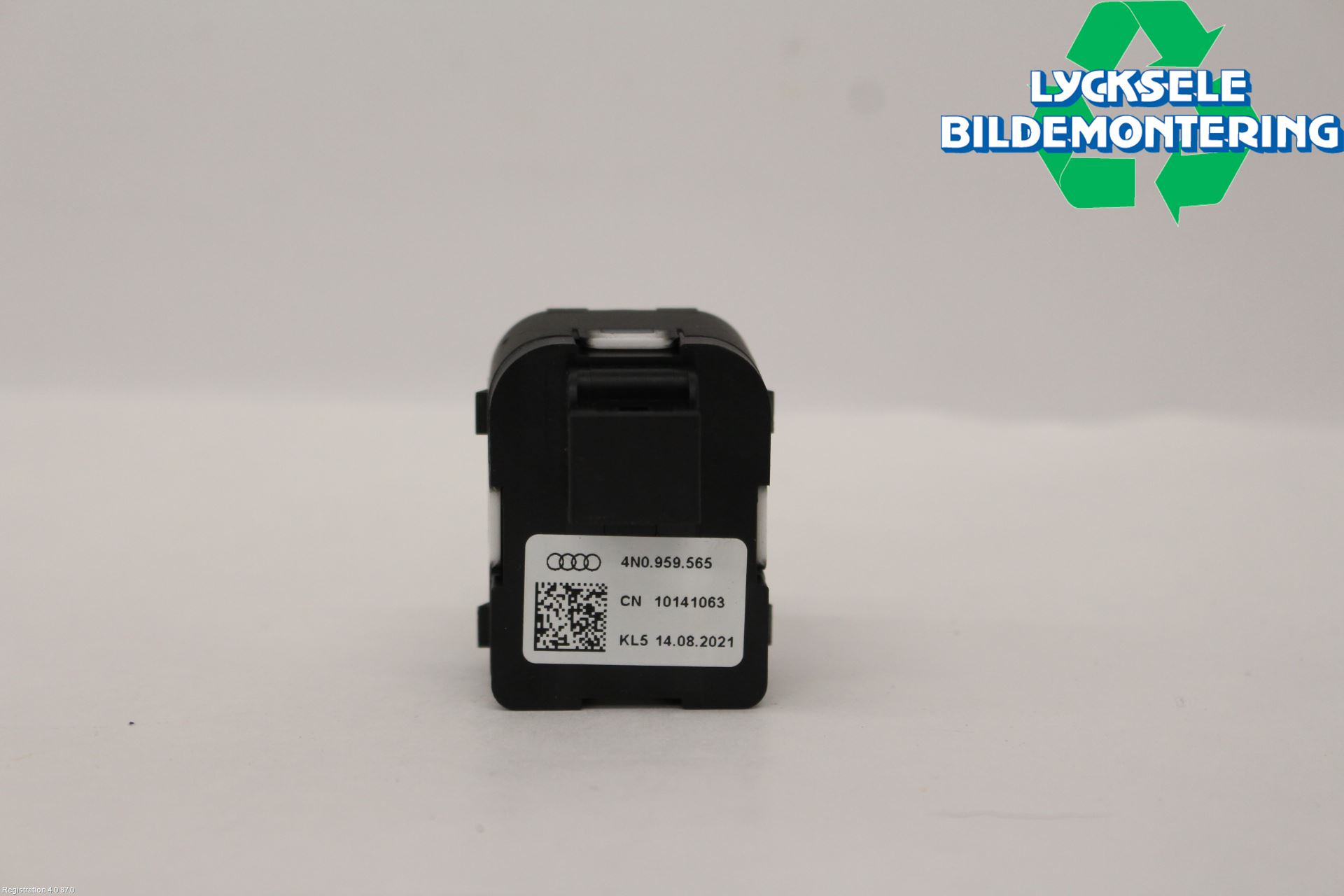 Audi A6 F2/C8 19- Strömställare Spegel