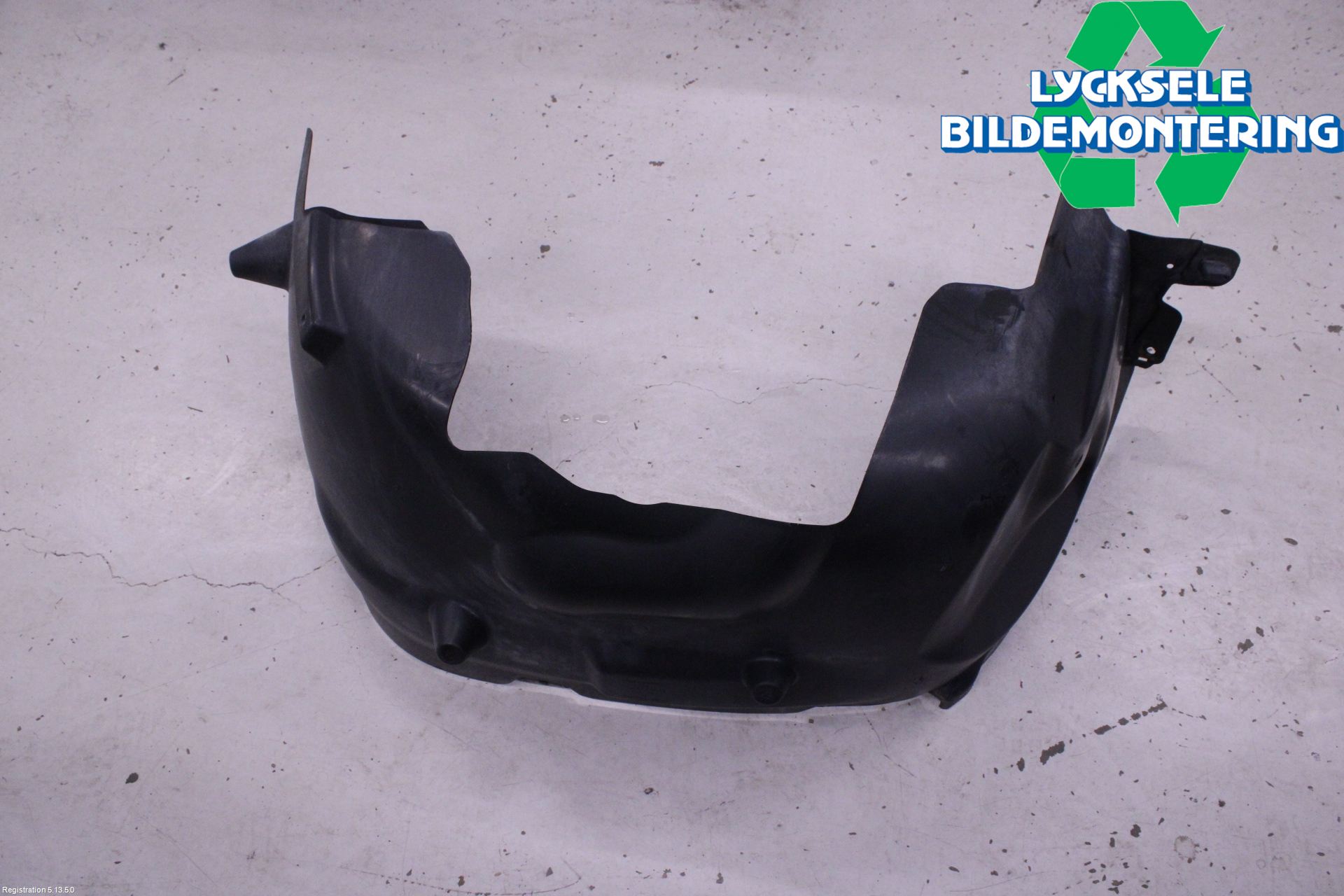 Volkswagen VW AMAROK 2H 10-22 Skärm Inner