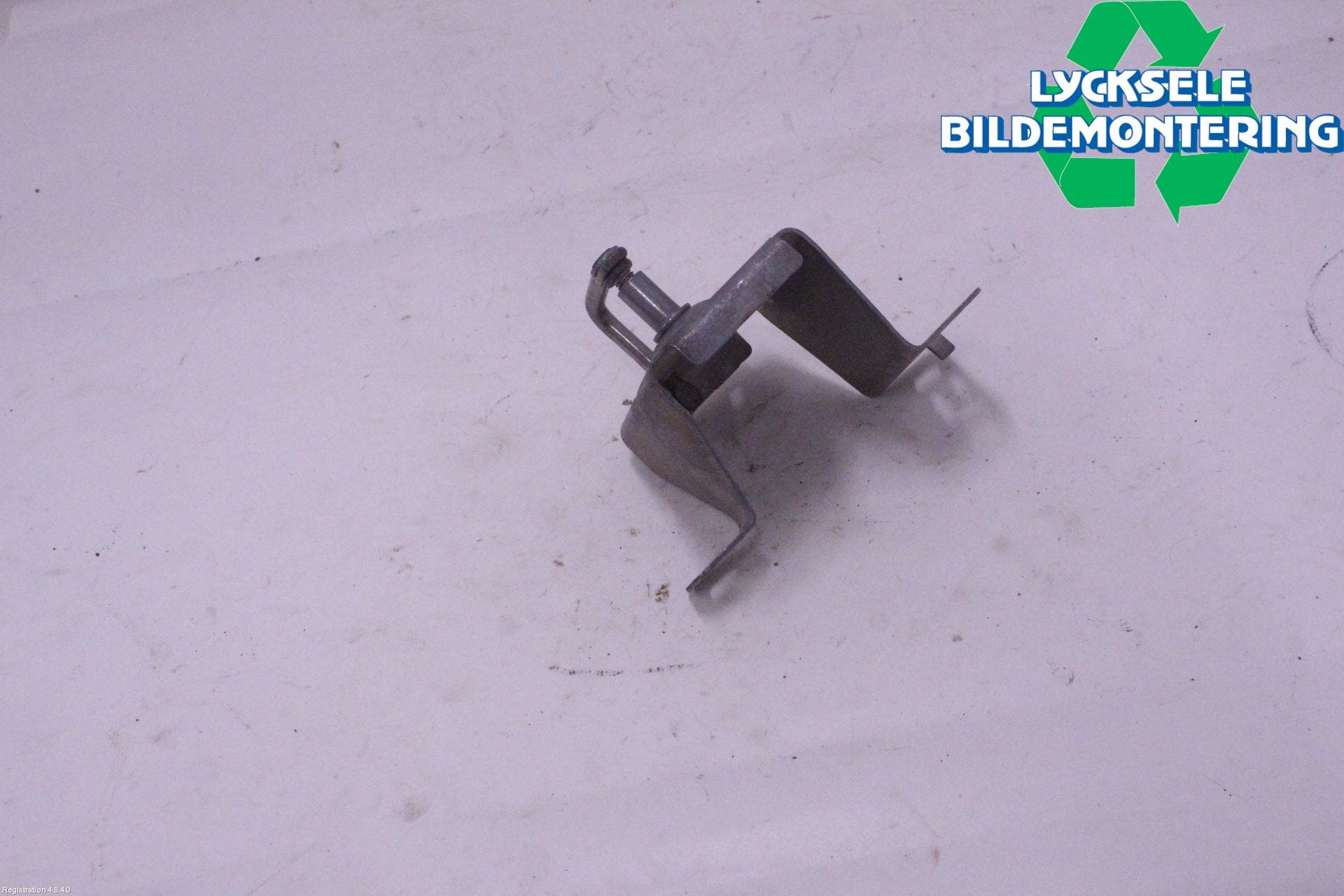 Alfa VW TIGUAN 24- Huv Spärr